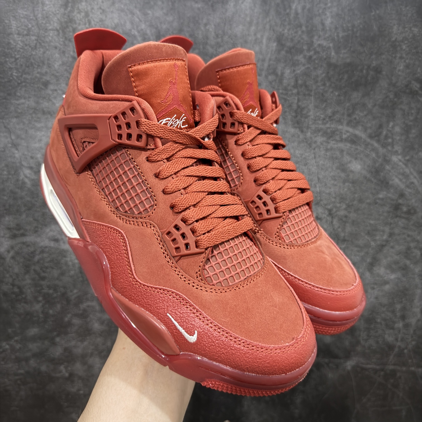 【原厂版】 Nigel Sylvester x Air Jordan AJ4 “Brick by Brick” 联名红砖 货号:HF4340-800 全新升级改良 原鞋原楦原纸板同源开发 完美呈现乔4的版型 内侧正确双色网格 还原细节 原厂皮料 正确气垫颜色 正确网格工艺 正确拉帮工艺 全鞋原装材料制作 原档案原模具打造 支持全方位与正品对比 尺码:40 40.5 41 42 42.5 43 44 44.5 45 46 47.5-选品中心