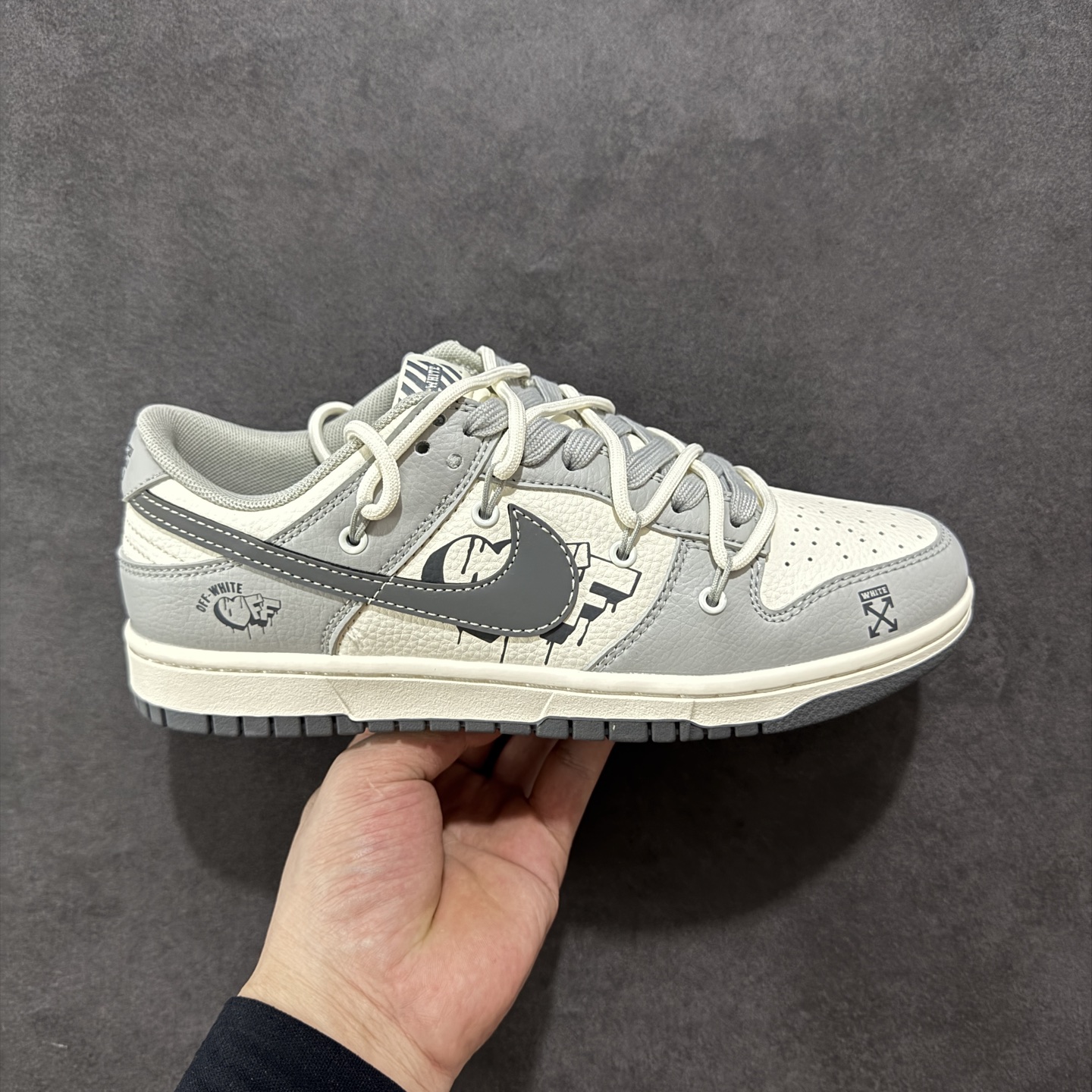 300 定制版Nike SB Dunk Low Off-White系列 绑带爱心灰勾 周年高端定制 低帮休闲板鞋 DM6868-078