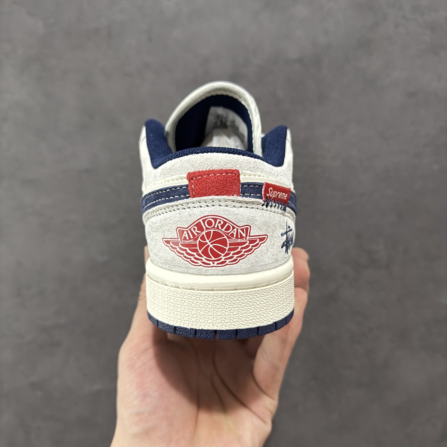 280 定制版Air Jordan 1 Low AJ1 乔1 斯图西联名 猪八深蓝勾 高端定制 低帮复古篮球鞋 YX5066-303