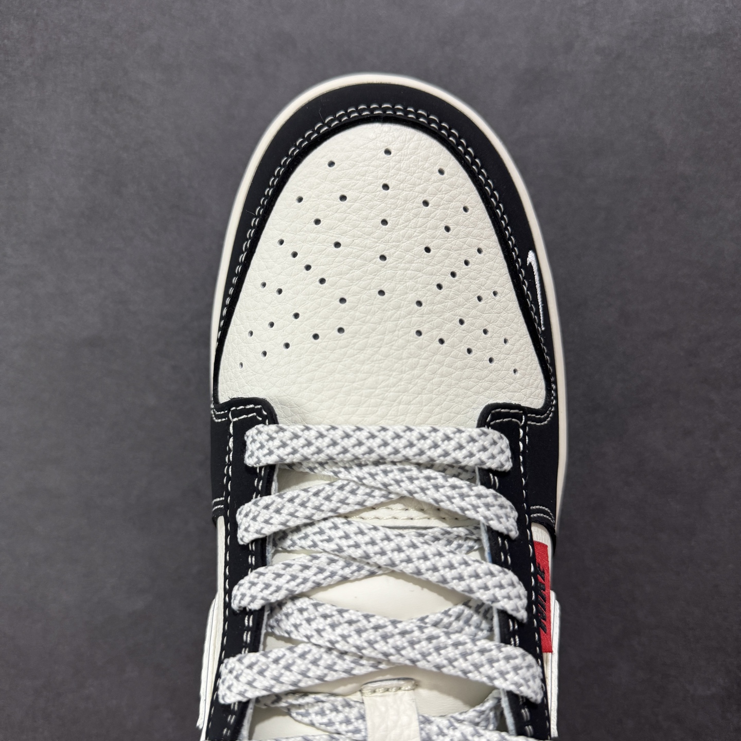240 定制版Nk SB Dunk Low 定制配色 Supreme联名 Dunk系列复古低帮休闲百搭板鞋 XD1588-203
