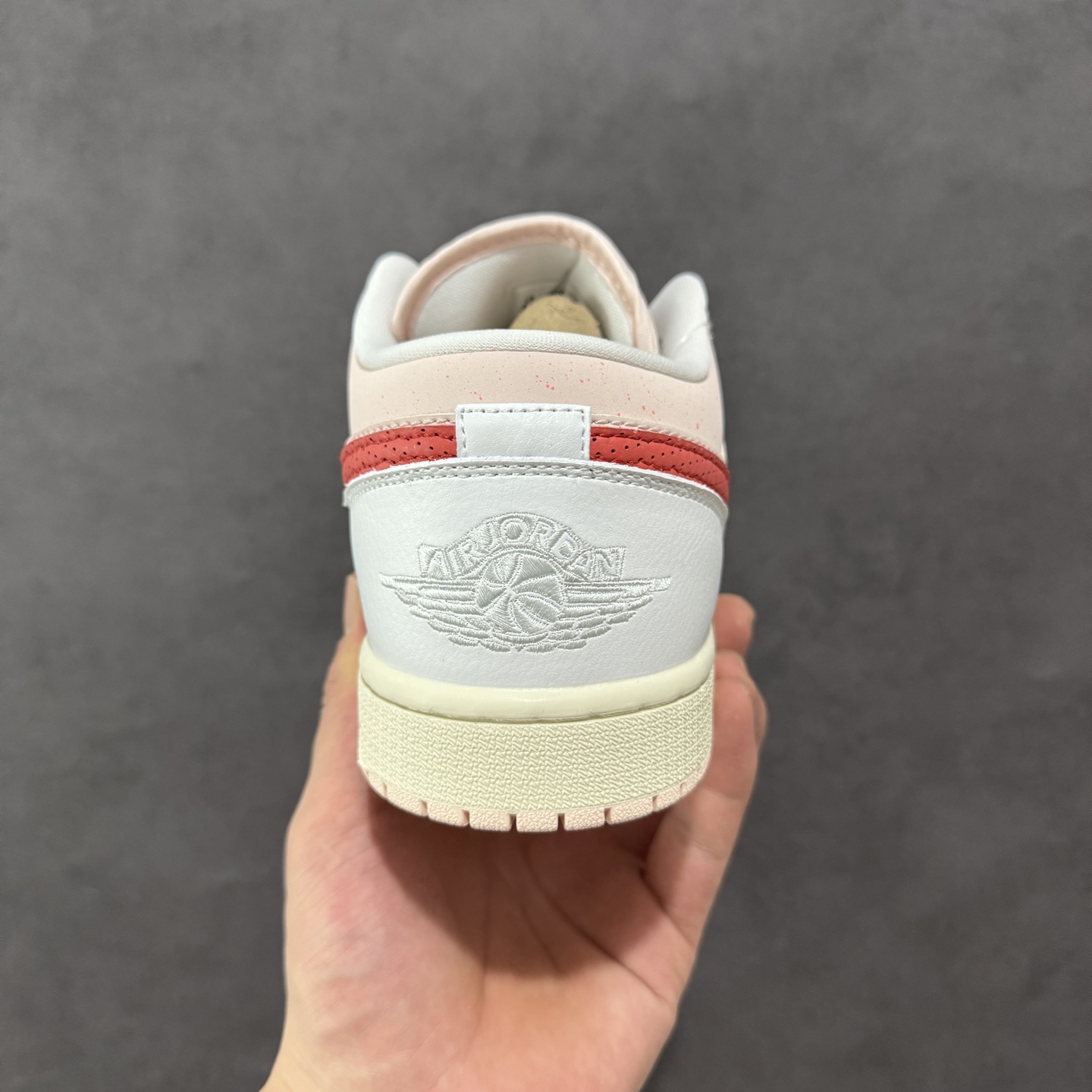 200 K版Air Jordan AJ1 Low 低帮白粉红 IB8156-133