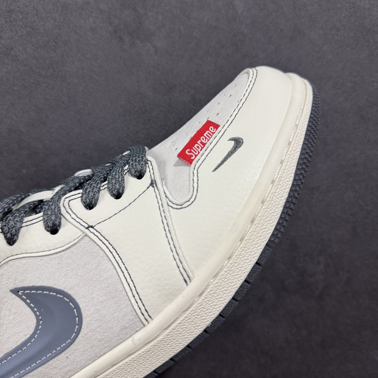 260 定制版Nike SB Dunk Low x NIKe联名 XS6086-008