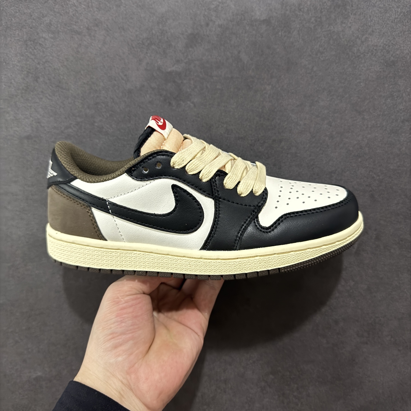 图片[4]-【GQ福利】AJ1 Low 系列 全头层高版本9色 知名外贸大厂出口订单！品质细节实拍如图，售前 售后 无忧！两位数的价格，各位放心大胆冲！ 尺码：36-46-选品中心