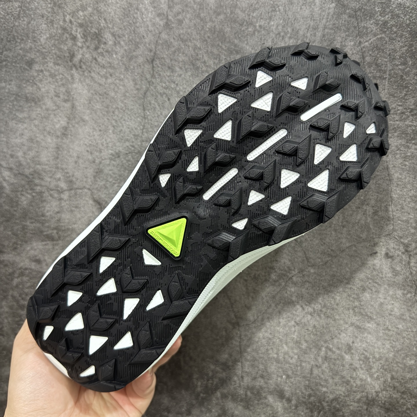 图片[9]-【公司级】Asics Gel-Trabuco 13 亚瑟士复古透气休闲鞋缓震男子耐磨跑步鞋  #鞋面采用无缝线鞋面，贴合脚型，穿着舒适；中底360°环绕式GL，提供良好的缓冲性能；  尺码：36 37 37.5 38 39 39.5 40 40.5 41.5 42 42.5 43.5 44 45-选品中心