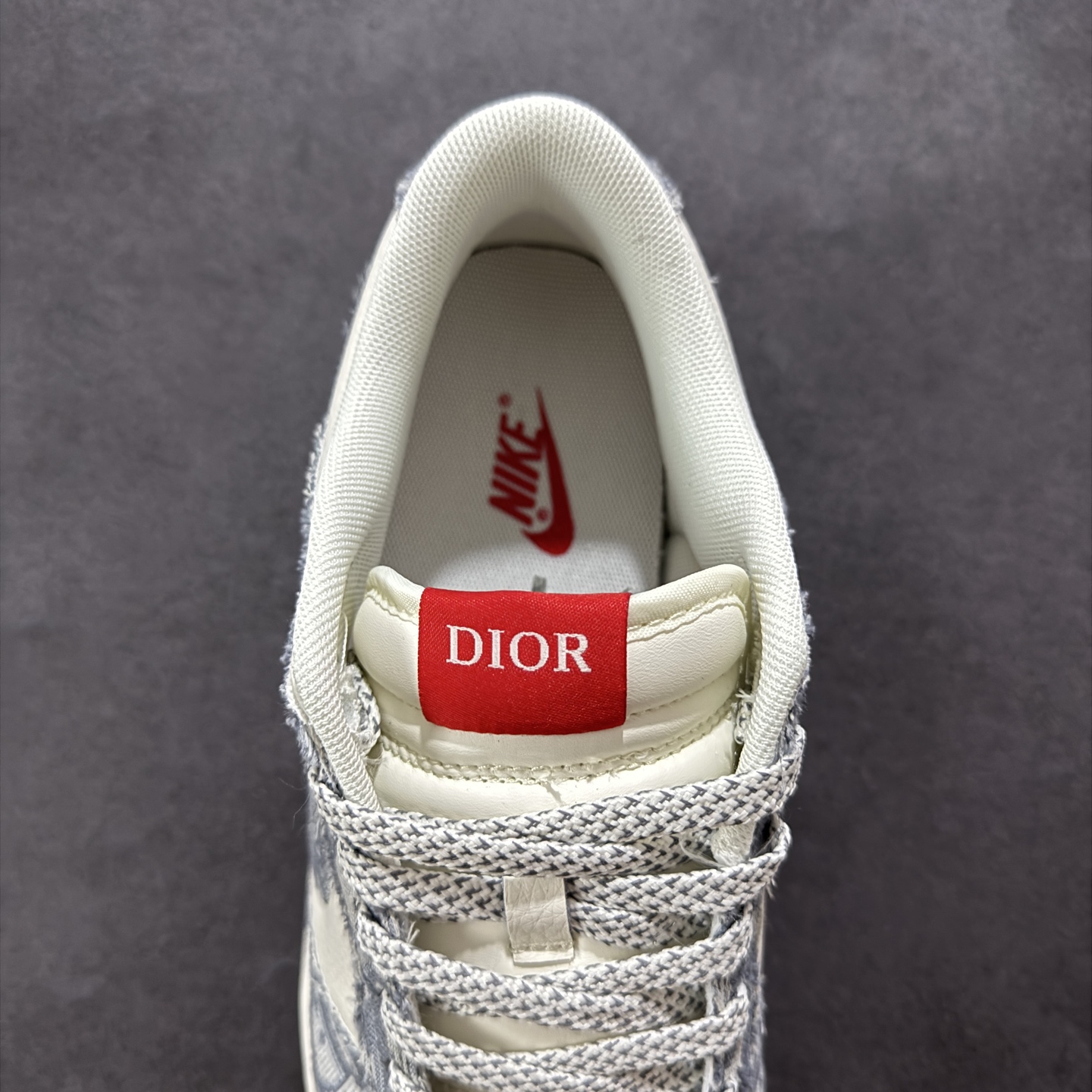 280 定制版Nike SB Dunk Low 迪奥系列 织布灰勾 周年高端定制 低帮休闲板鞋 SJ2558-013