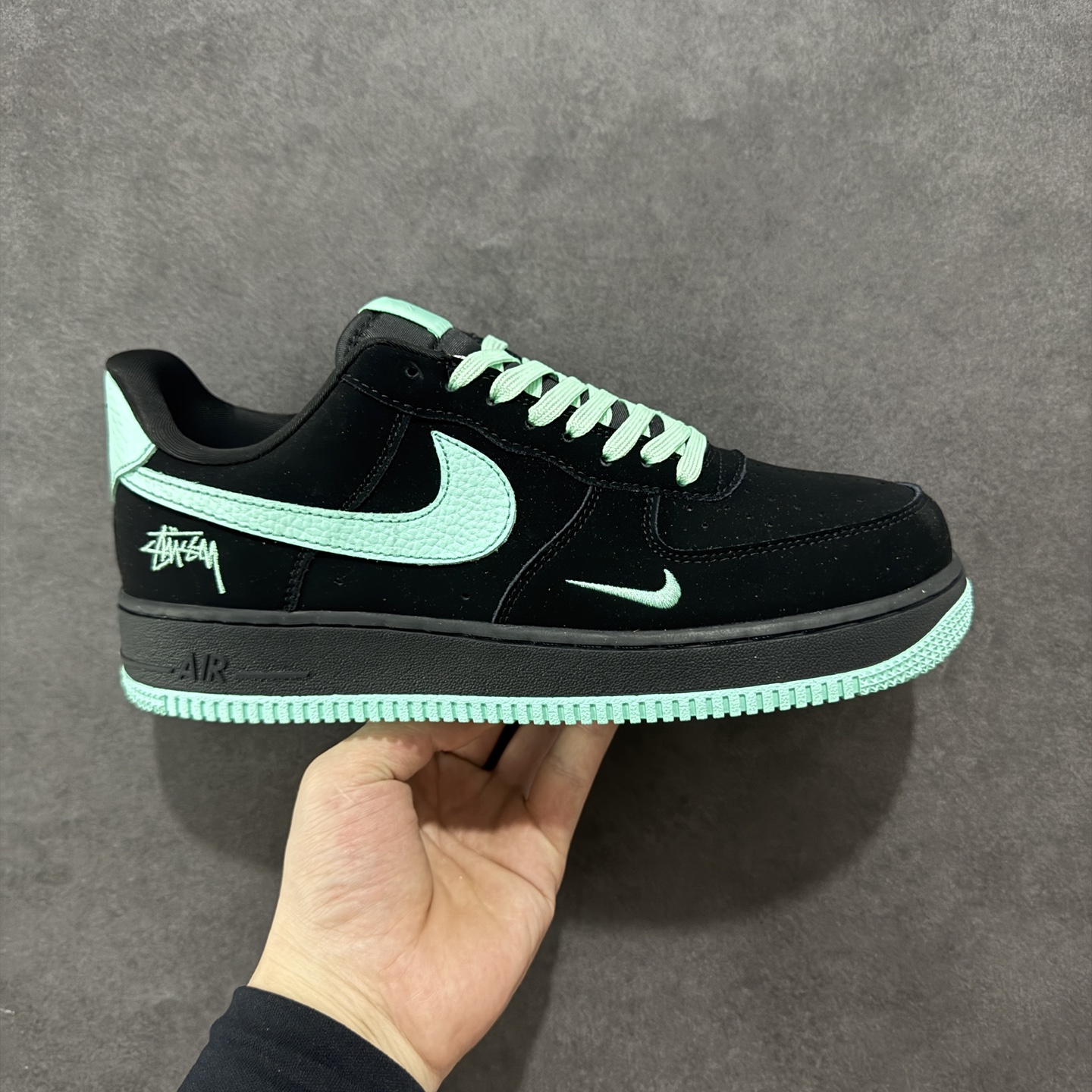 260 定制版Nike Air Force 1'07 Low 斯图西联名 蒂芙尼 空军一号低帮休闲板鞋 DF0188-045