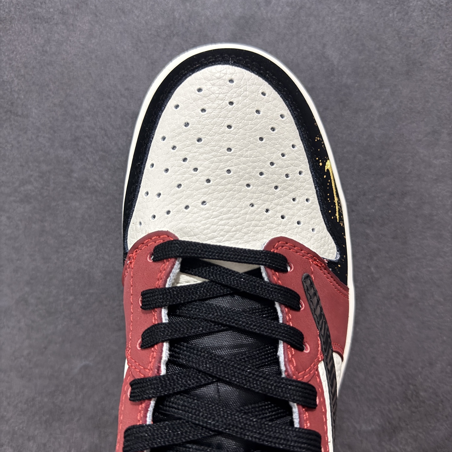 定制版Travis Scott x Fragment Design x Air Jordan 1 Low SP AJ1 FOG联名 拼接酒红 低帮文化休闲板鞋 LD2025-012