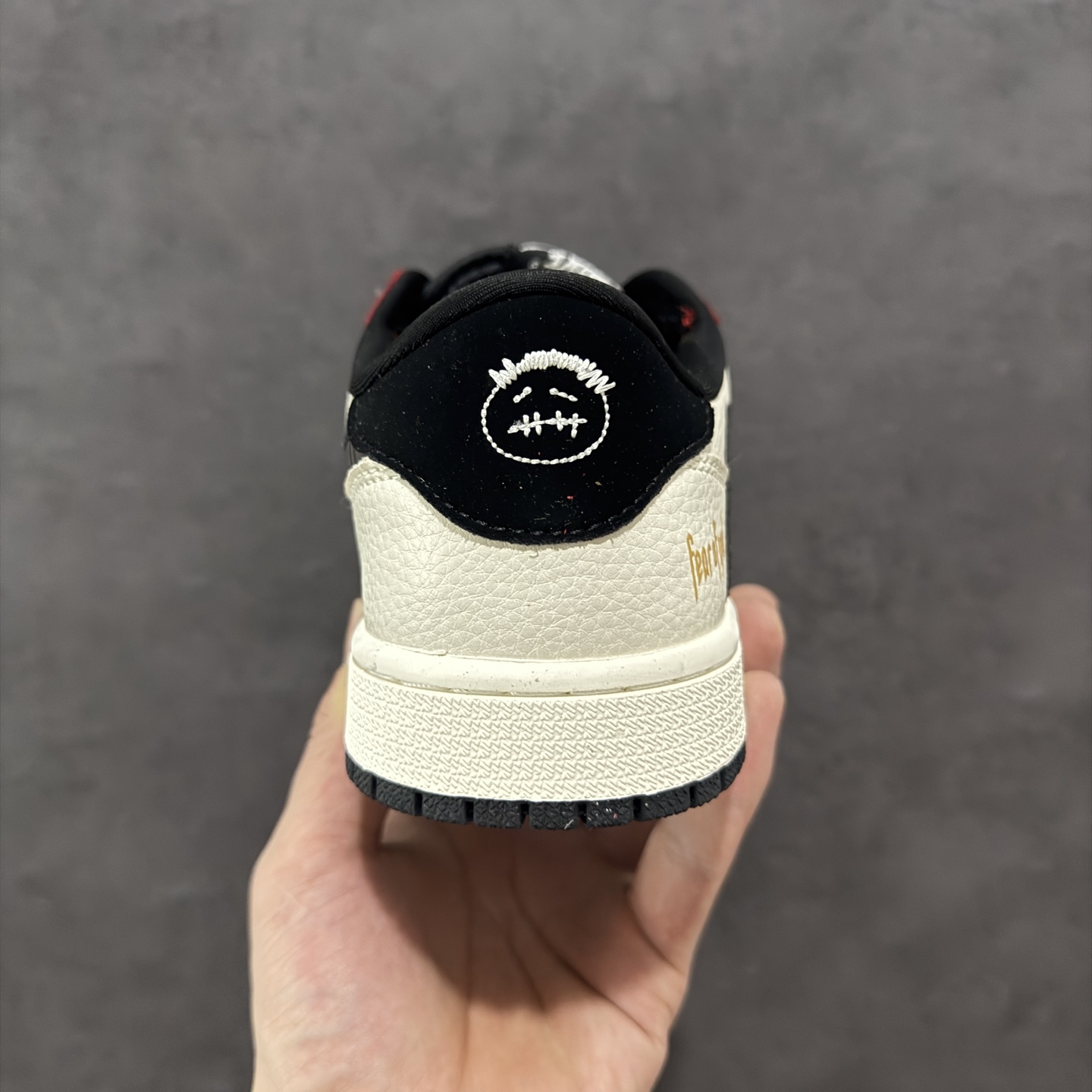 定制版Travis Scott x Fragment Design x Air Jordan 1 Low SP AJ1 FOG联名 拼接酒红 低帮文化休闲板鞋 LD2025-012
