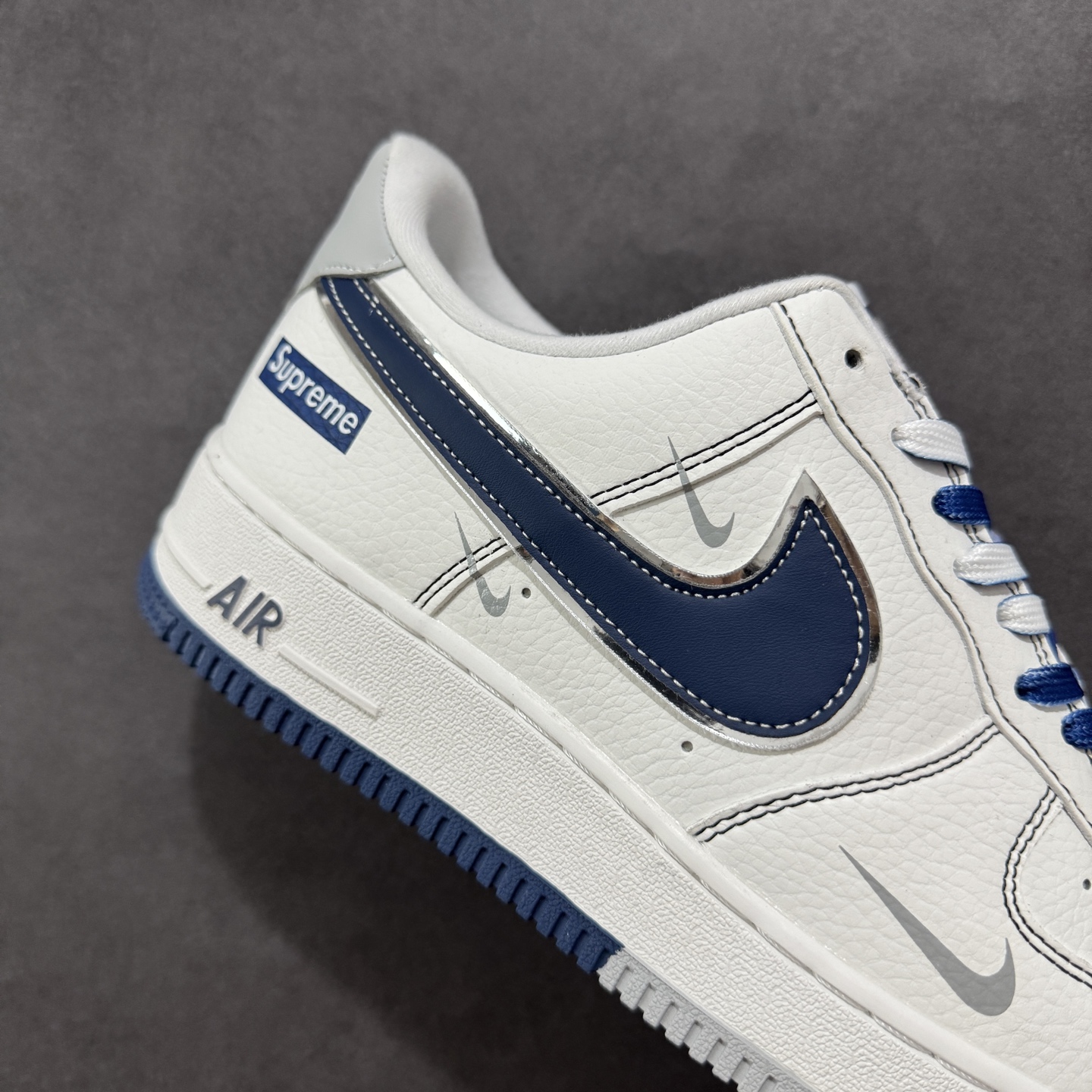 240 定制版Nk Air Force 1’07 Lv8 定制配色 Supreme联名 空军一号经典低帮复古休闲百搭板鞋 DQ6628-157
