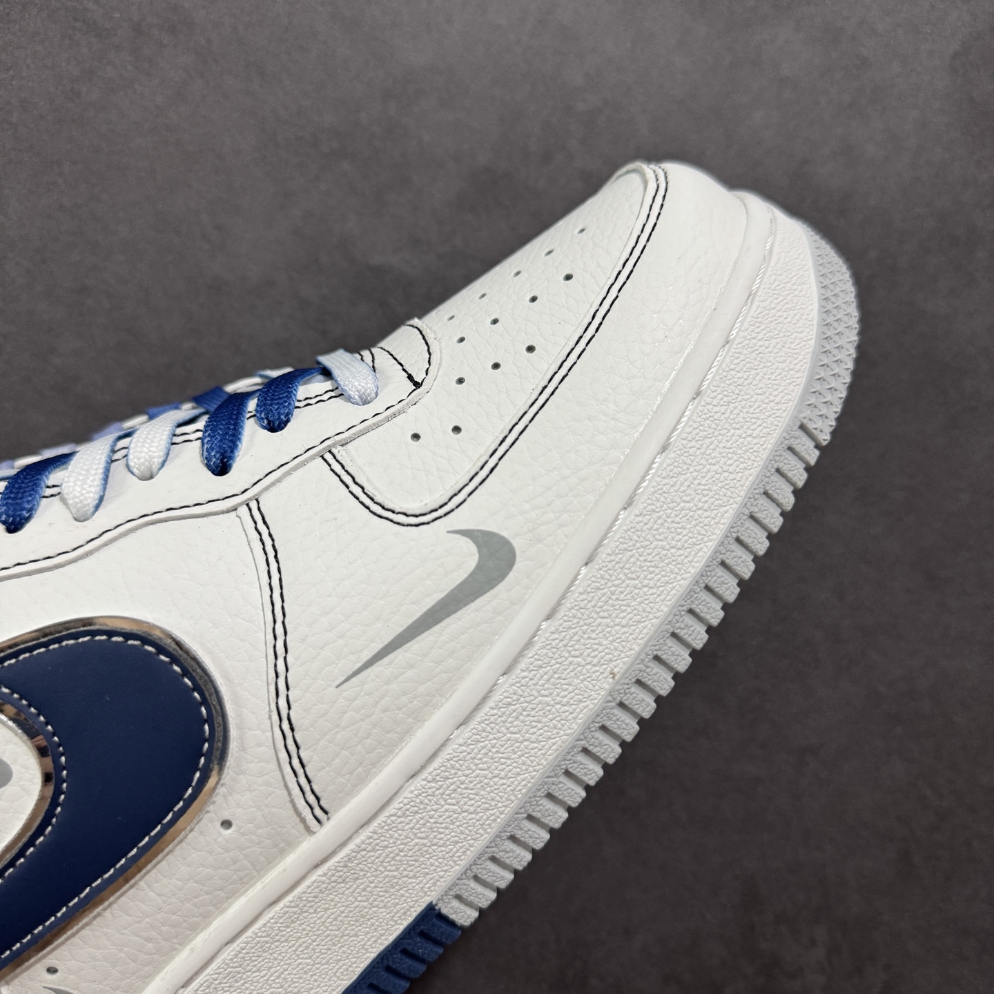 240 定制版Nk Air Force 1’07 Lv8 定制配色 Supreme联名 空军一号经典低帮复古休闲百搭板鞋 DQ6628-157