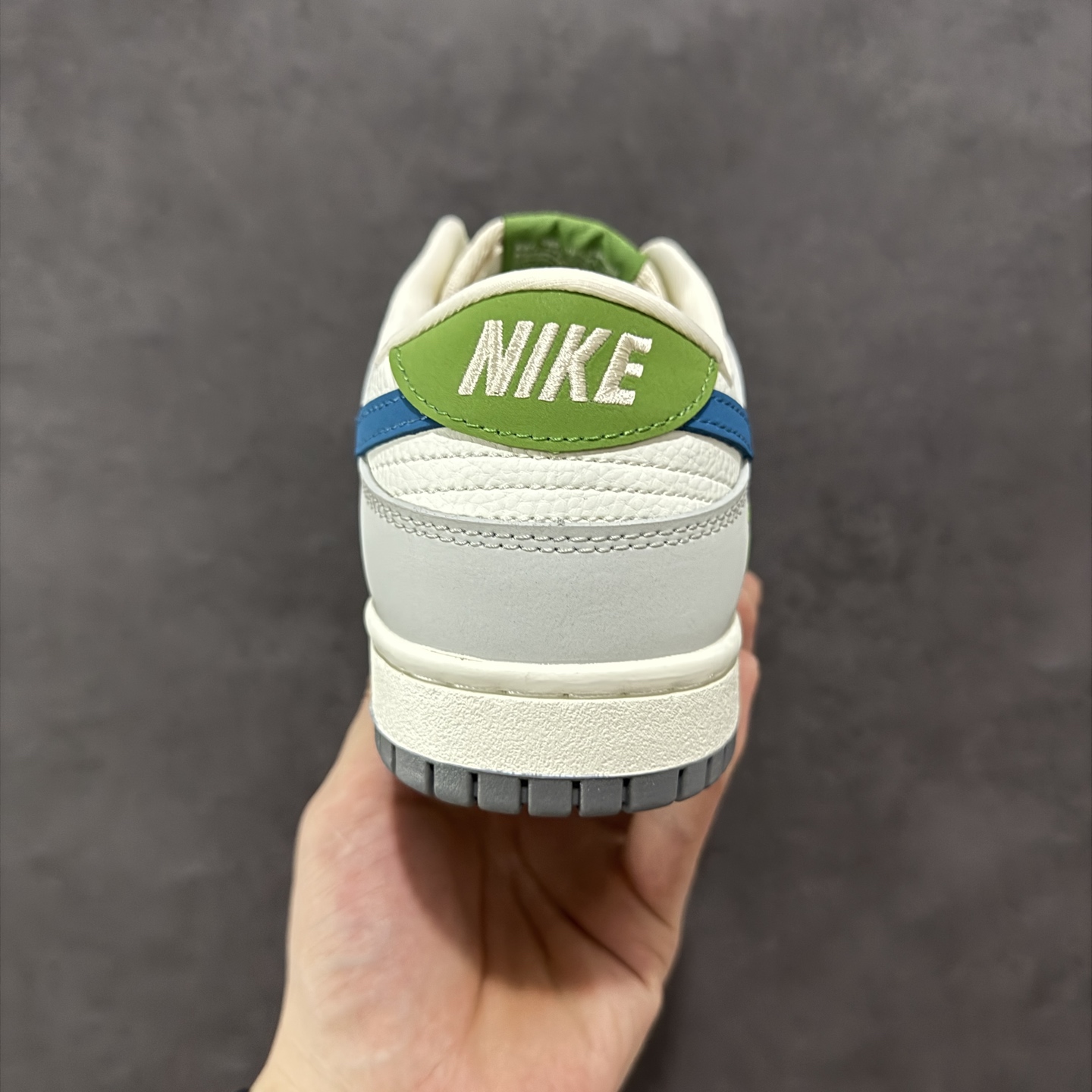 260 定制版Nike SB Dunk Low x GUCCI 白灰绿小钩 XY2026-154