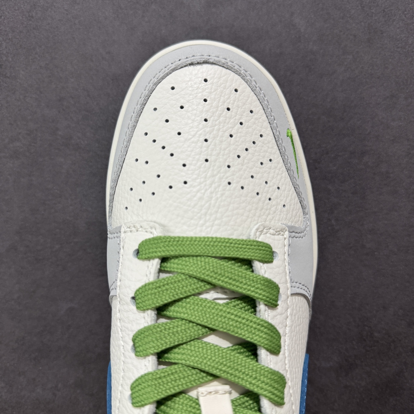 260 定制版Nike SB Dunk Low x GUCCI 白灰绿小钩 XY2026-154