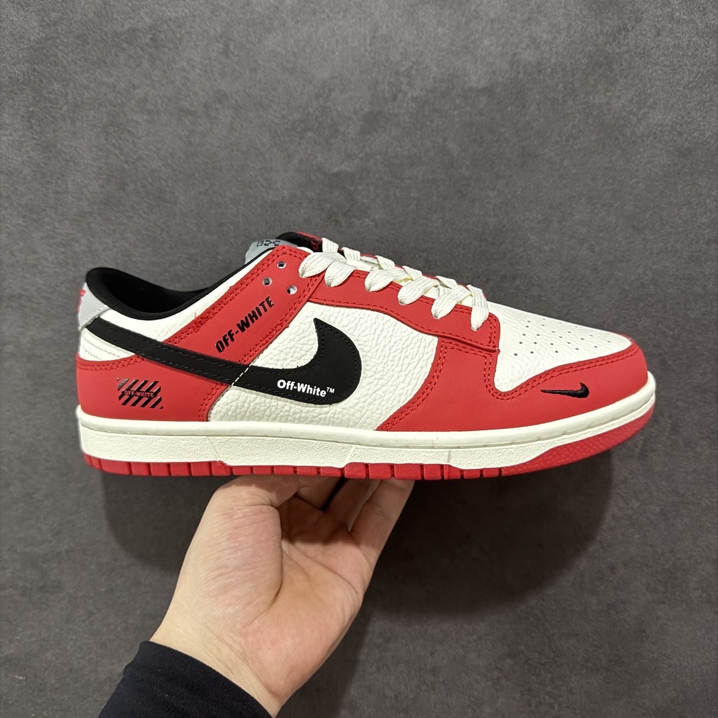 260 定制版Nike SB Dunk Low x OFF-WHITE 白红黑小钩 XY2026-159