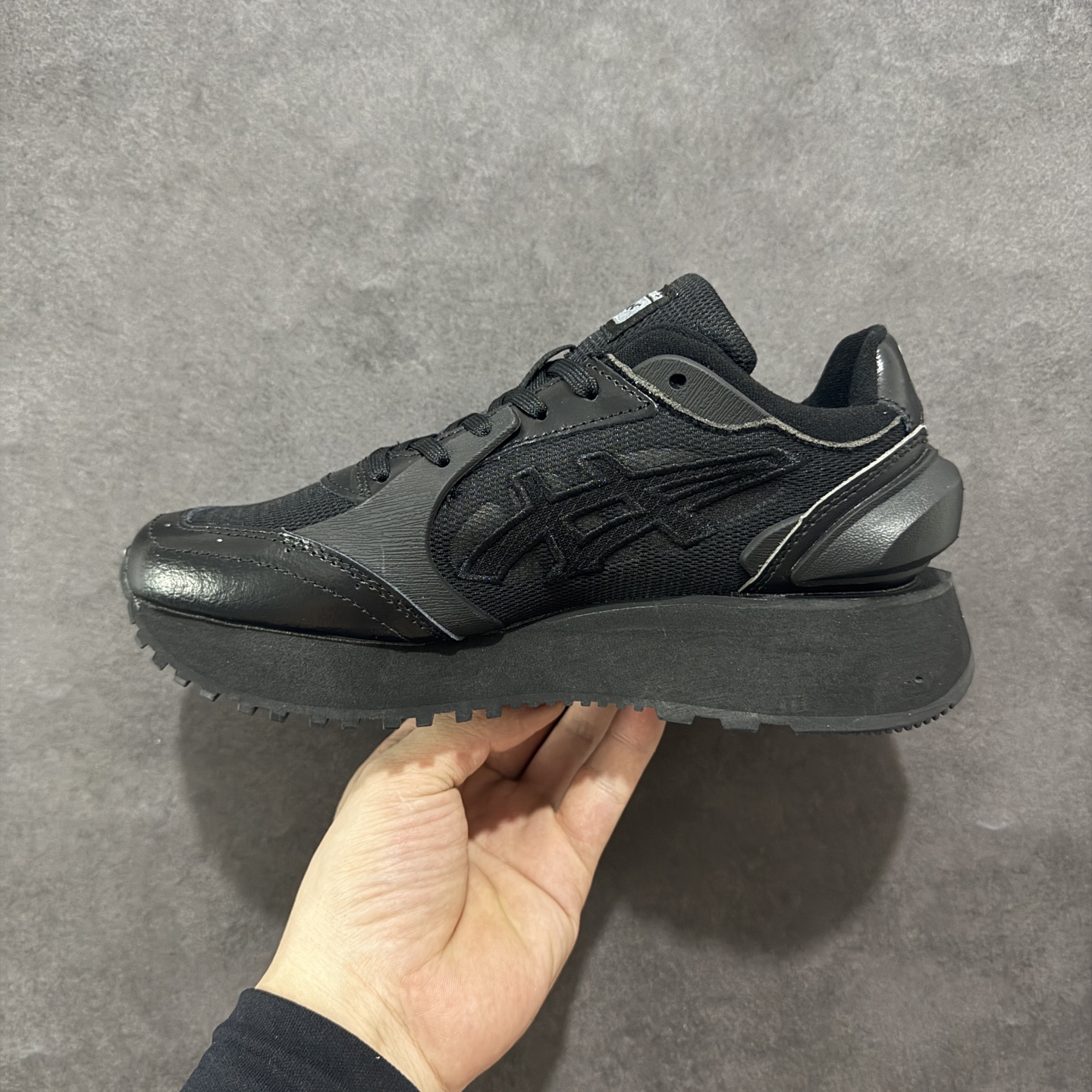 220 纯原版Asics Ointsuka Tiger Moage co 亚瑟士鬼冢虎复古经典跑鞋