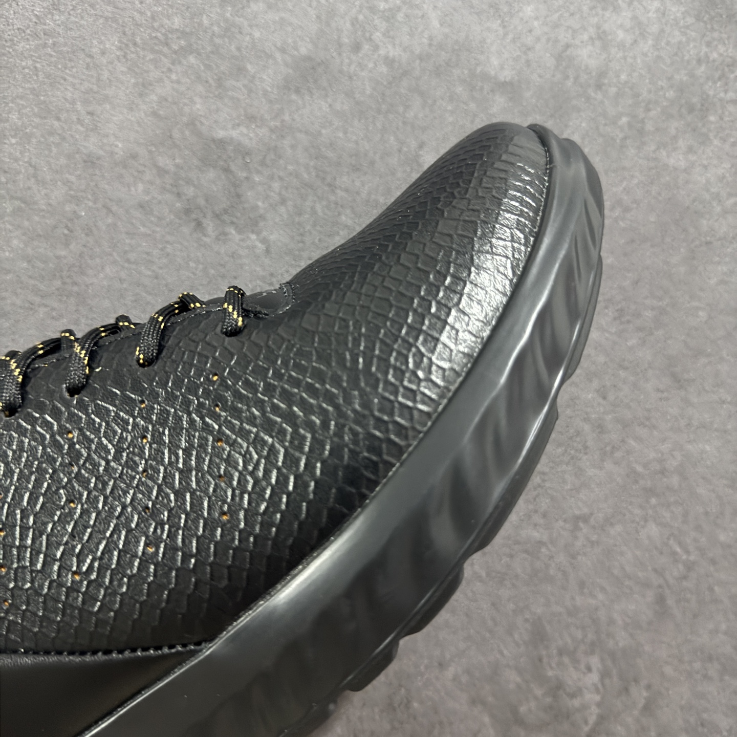 图片[5]-【广东纯原版本】ECCO/爱步 15周年经典 爆款 休闲运动跑鞋/休闲鞋 经典和现代工艺品质融合 精选小牛皮面料 PU+TPU一体成型大底 独特制鞋工艺 舒适百搭…… 尺码：39-44-选品中心