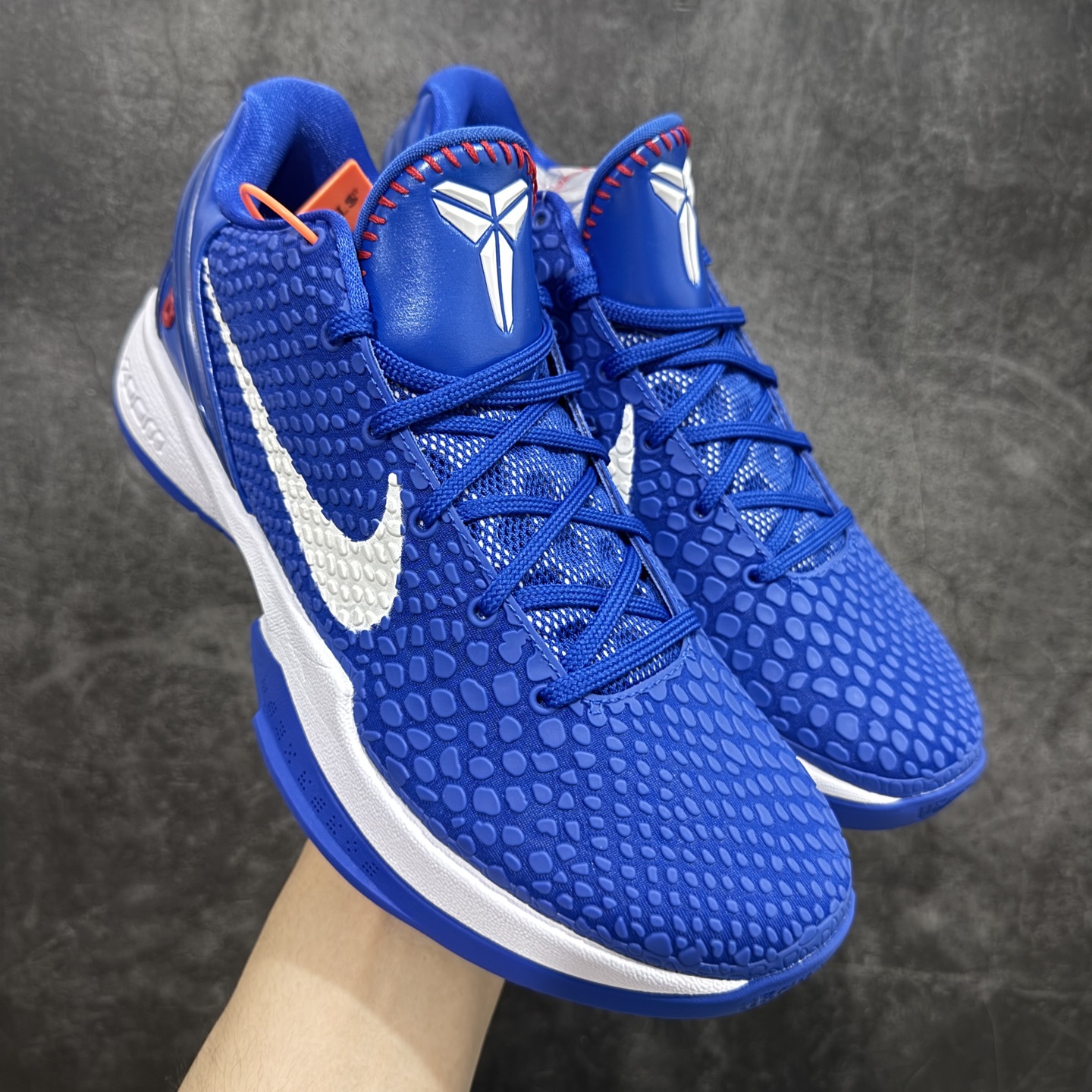 【Star版本】NK Zoom Kobe 6 Protro 科比六代 道奇蓝白 CW2190-400 史上最强复刻 私人团队订单 细节完美对比公司货 前掌超大Zoom Turbo气垫 后掌EVA缓震 真正的原汁原味 还原ZP脚感 全身鞋材卡料色独家定制 唯一正确喷漆工艺Swoosh 正确凹凸蛇鳞工艺 正确鞋面渐变效果 内全置真动飞态线 独立原厂模具 最大尺码达到48.5码 首批不拼图大几率过验 亲测已过 支持各种高强度实战 无需担心 上脚价 补货周期极长 脚宽建议买大半码 科比系列前掌偏窄 不影响二次销售 支持七天无理由退换 尺码：40 40.5 41 42 42.5 43 44 44.5 45 45.5 46 47.5 48.5-选品中心