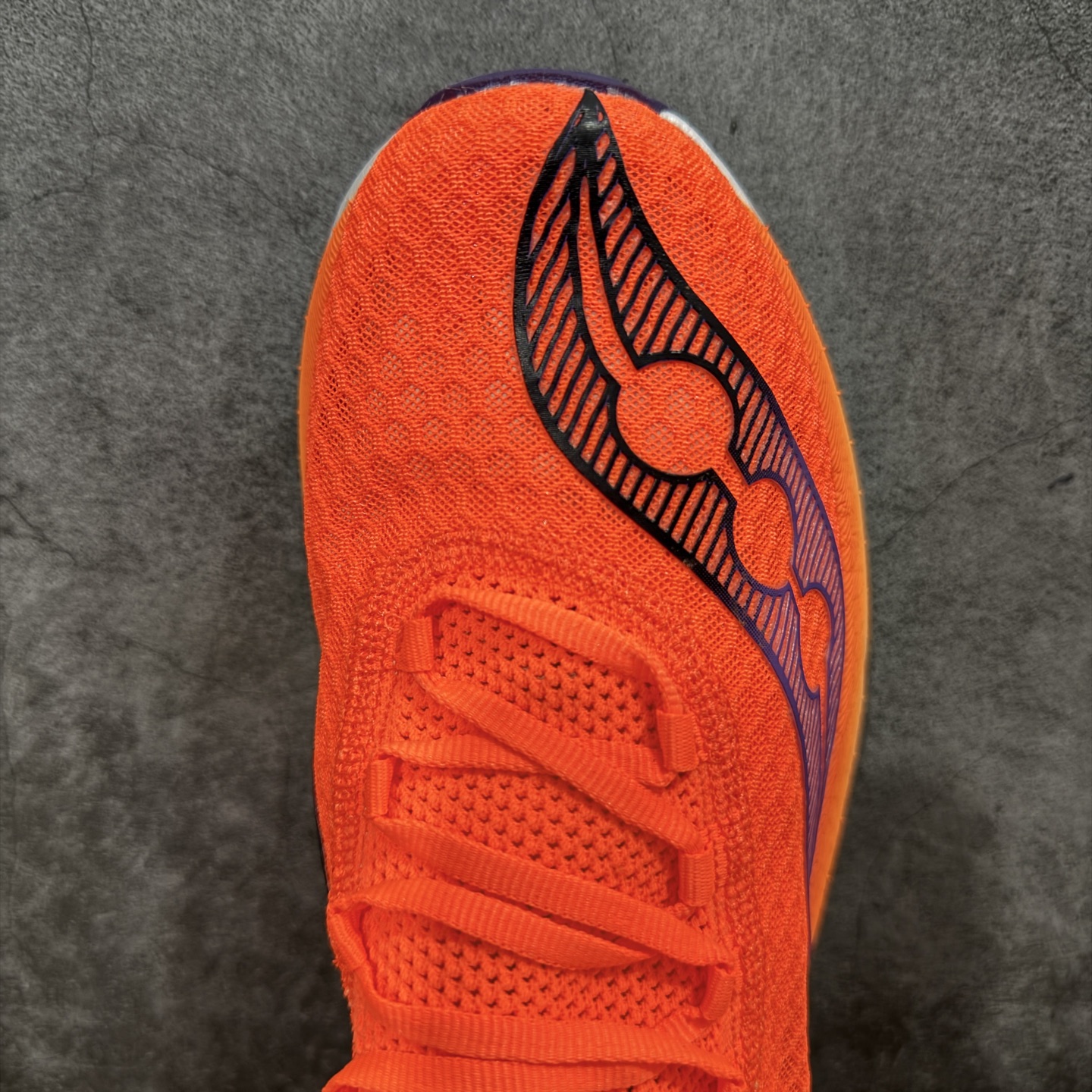  
【纯原版】SAUCONY索康尼 ENDORPHIN PRO4 啡鹏系列 男女低帮缓震跑步鞋 

注意