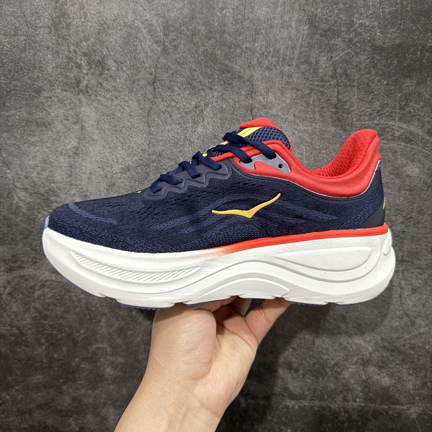 【纯原版】HOKA ONE ONE Bondi 9 WIDE 邦迪九代舒适防滑耐磨低帮休闲跑步鞋