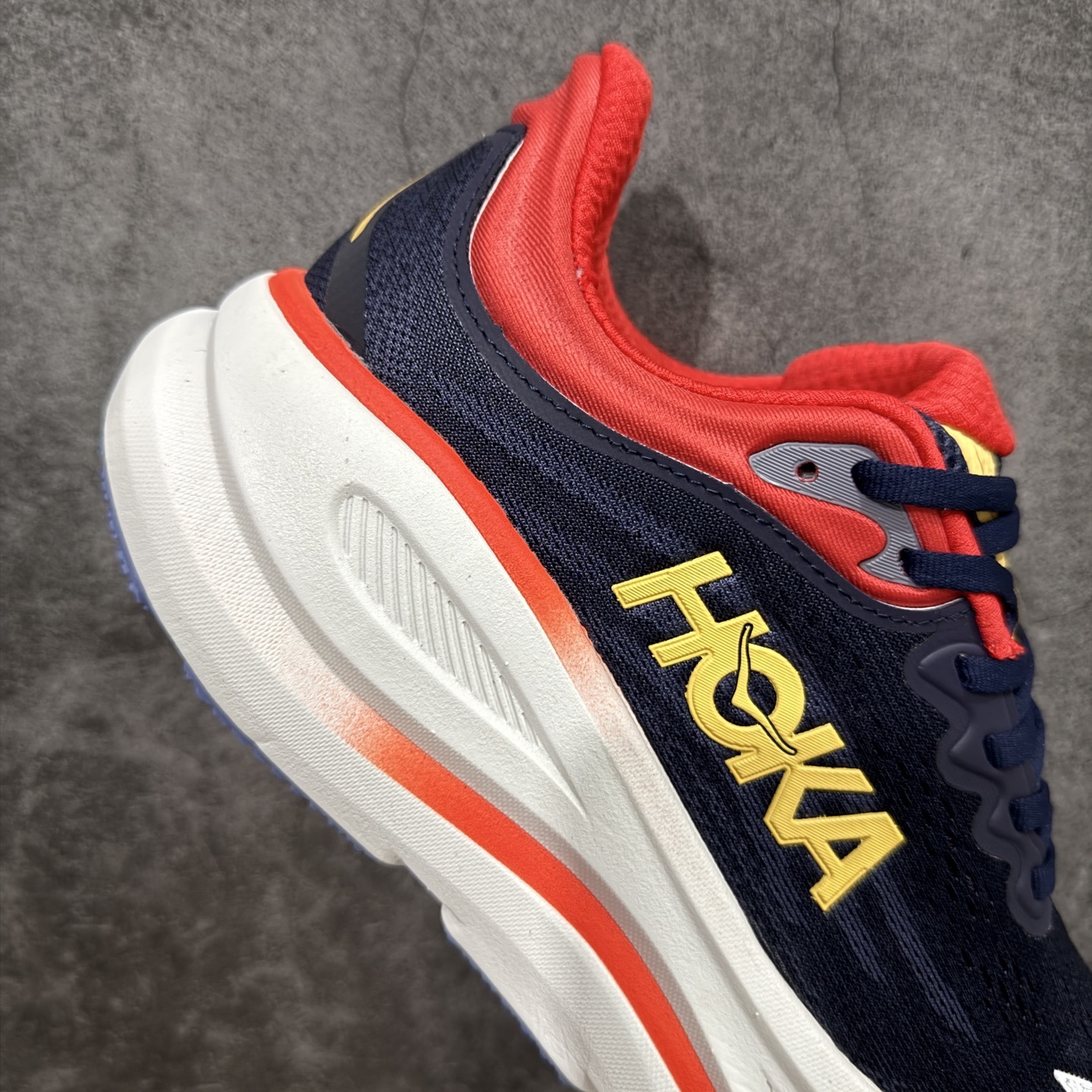 【纯原版】HOKA ONE ONE Bondi 9 WIDE 邦迪九代舒适防滑耐磨低帮休闲跑步鞋