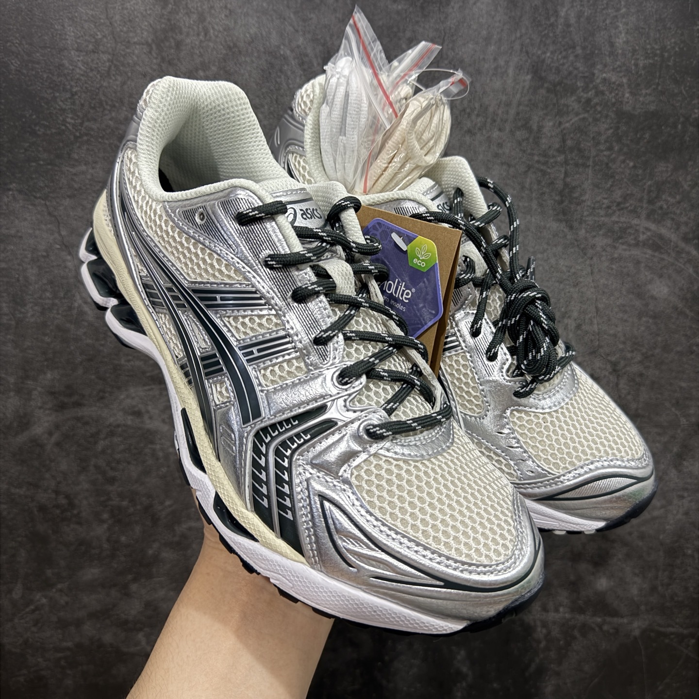 纯原 ASICS GEL-KAYANO 14 亚瑟士系列轻量缓震休闲运动跑步鞋
市场天花板品质
