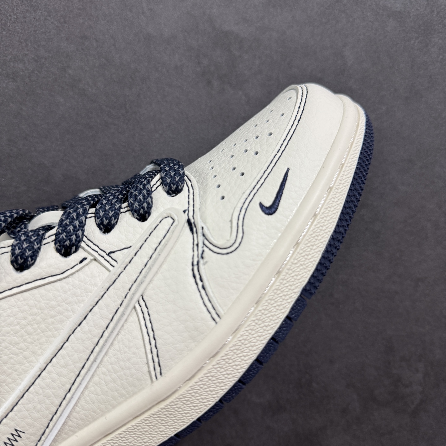 280 定制版Travis Scott x Fragment Design x Air Jordan 1 Low SP AJ1 斯图西联名 灰线火焰 低帮文化休闲板鞋 ZH2598-230