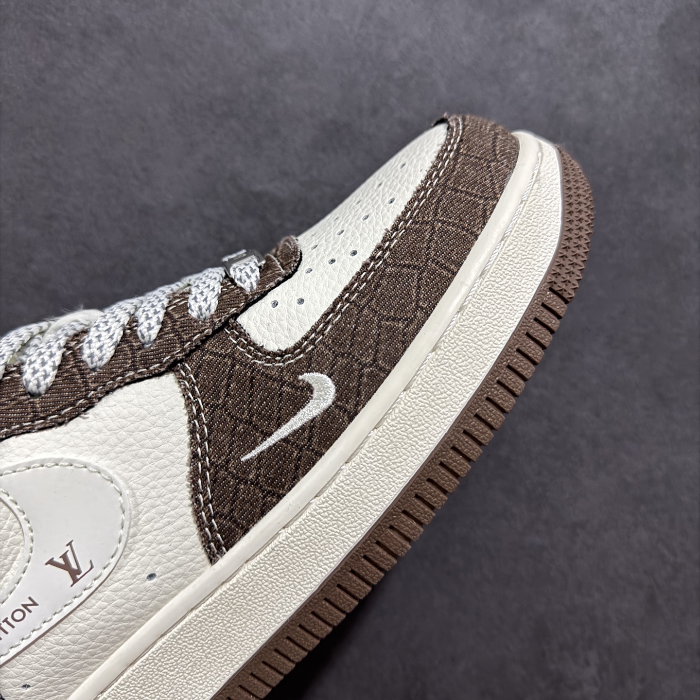 260 定制版Nike Air Force 1'07 Low LV联名 米棕暗格 空军一号低帮休闲板鞋 XS1958-552