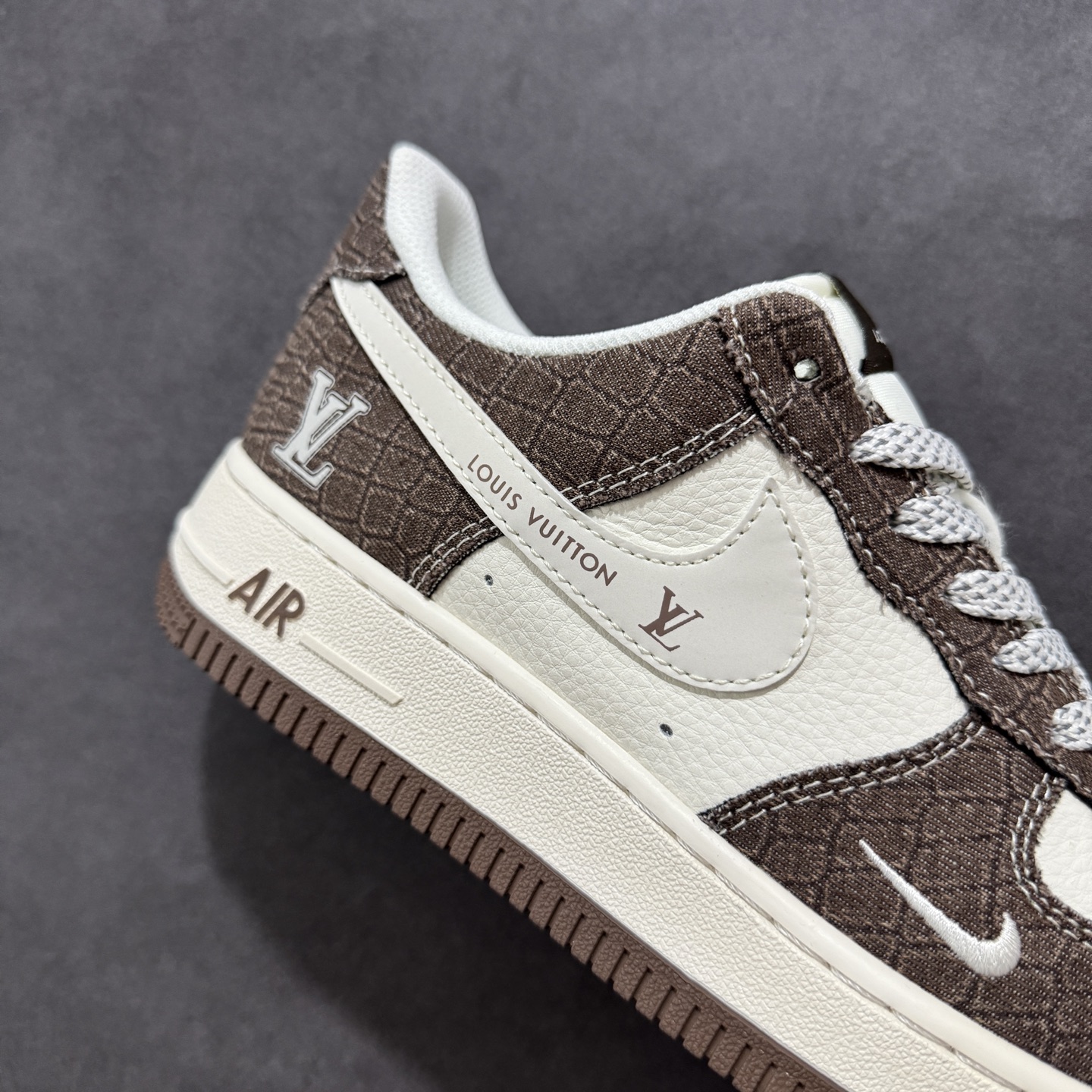 260 定制版Nike Air Force 1'07 Low LV联名 米棕暗格 空军一号低帮休闲板鞋 XS1958-552