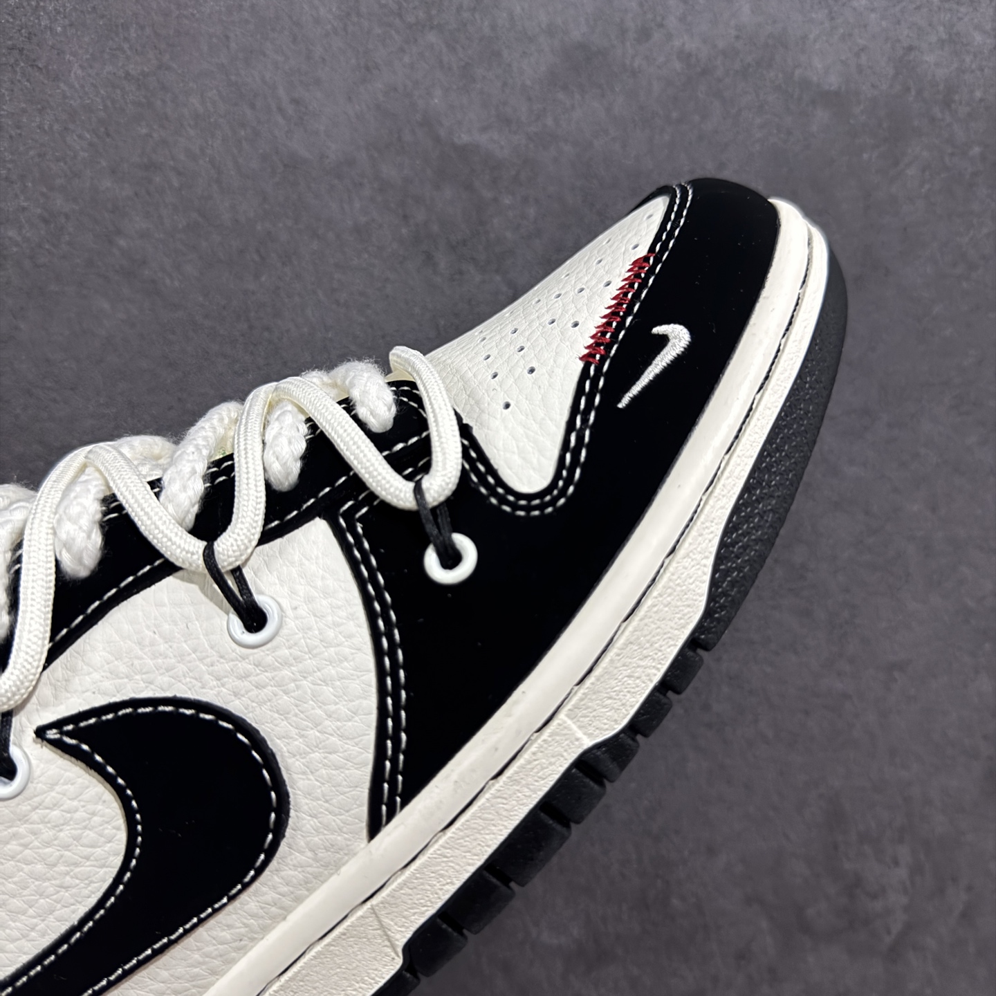 300 定制版Nike SB Dunk Low SUP系列 绑带黑白黑勾 周年高端定制 低帮休闲板鞋 YX5066-280