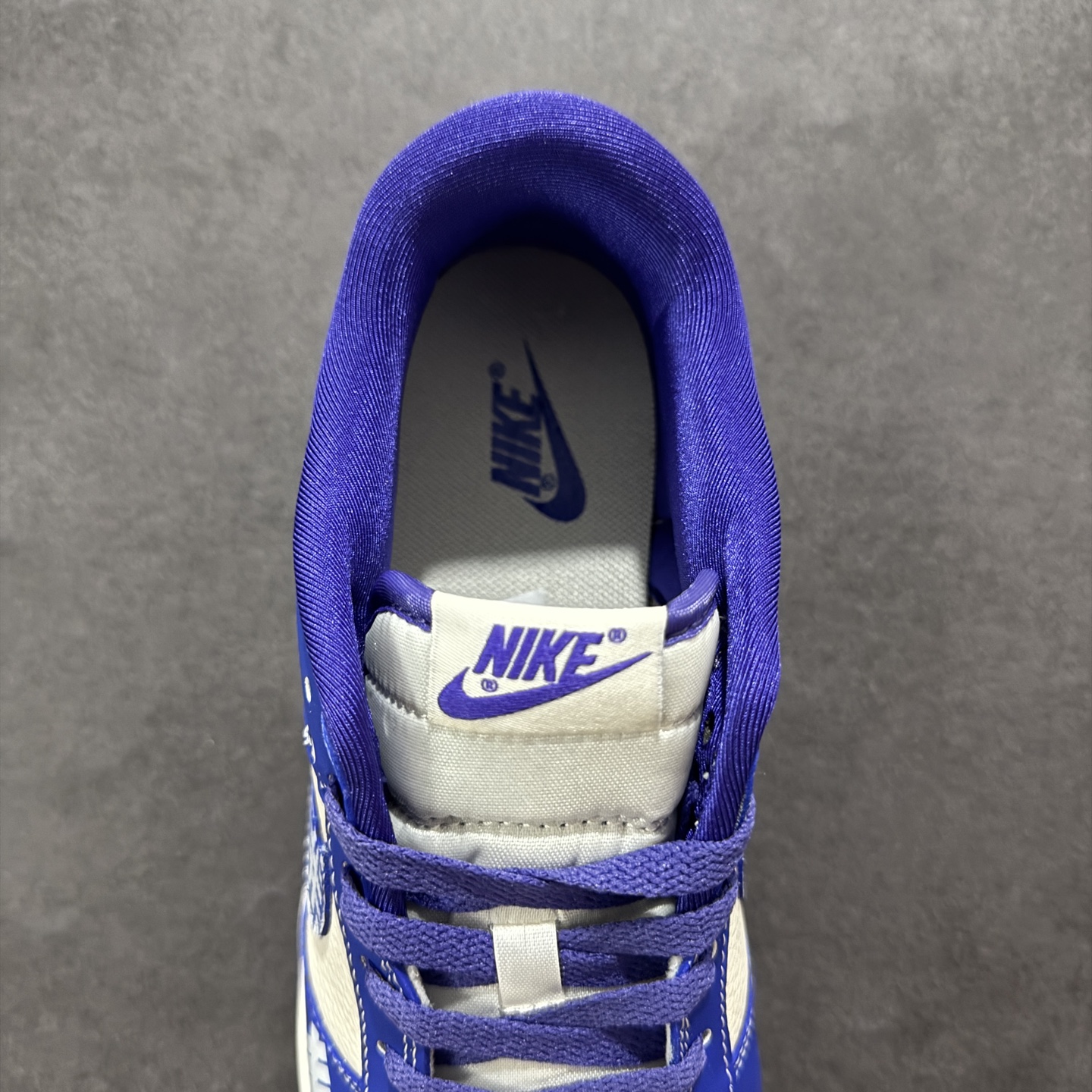 280 定制版Nike SB Dunk Low UN系列 马赛克蓝勾 周年高端定制 低帮休闲板鞋 KK1333-045