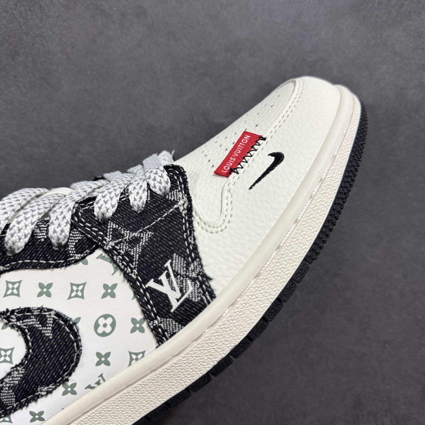 280 定制版Air Jordan 1 Low AJ 乔1 LV联名 黑断勾 高端定制 低帮复古篮球鞋 YX5066-332