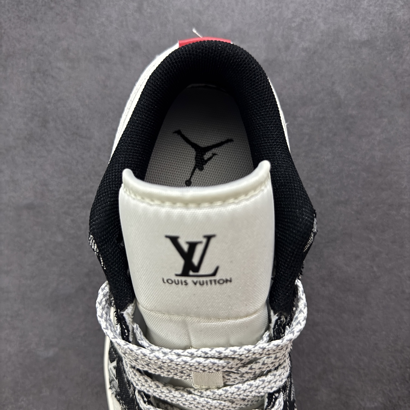 280 定制版Air Jordan 1 Low AJ 乔1 LV联名 黑断勾 高端定制 低帮复古篮球鞋 YX5066-332