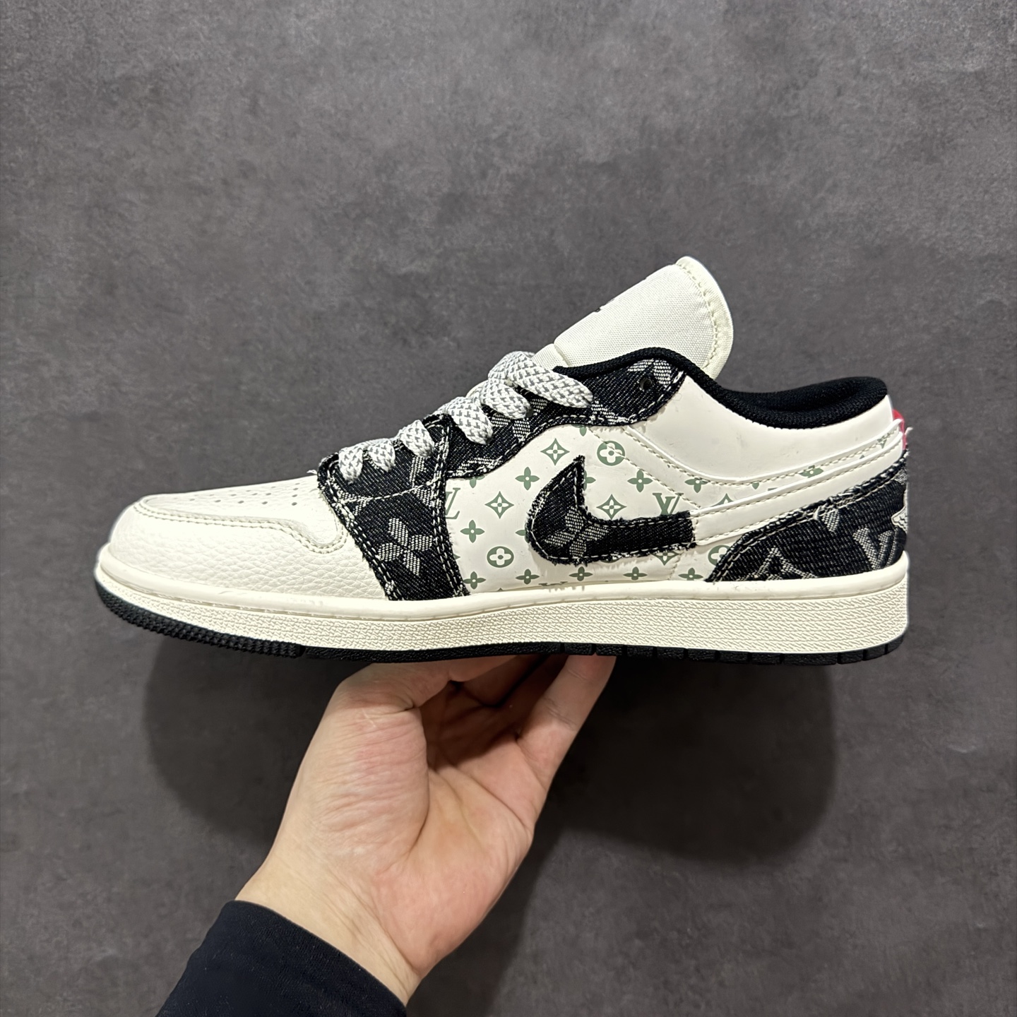 280 定制版Air Jordan 1 Low AJ 乔1 LV联名 黑断勾 高端定制 低帮复古篮球鞋 YX5066-332
