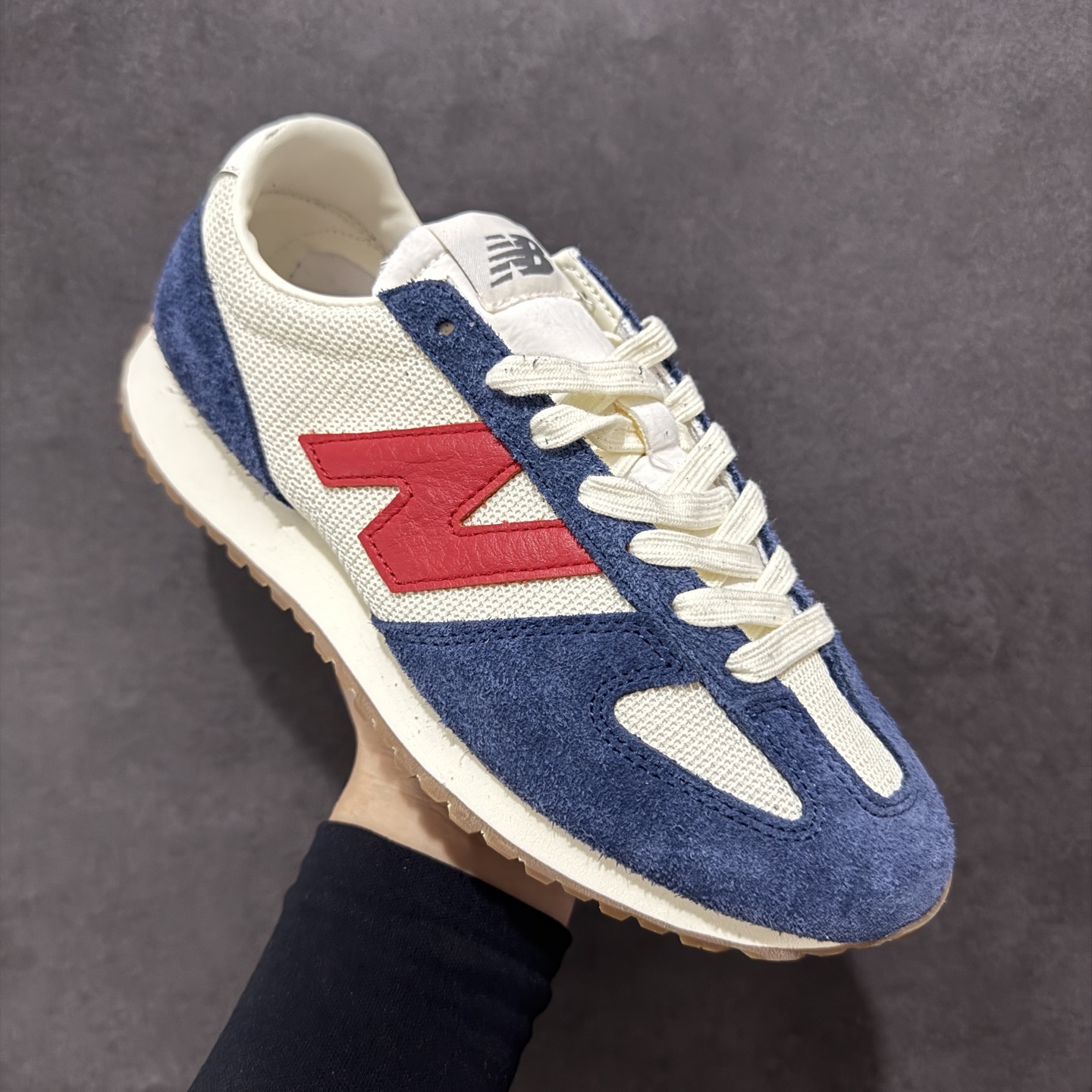 170 New Balance NB 471 系列 鞋款特别附赠两双带有品牌标识的限定配色鞋带 U471AK