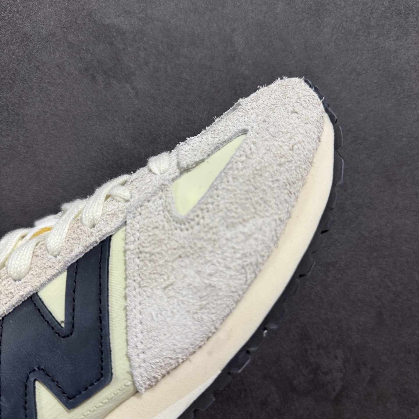 180 全新Real纯原版New Balance NB 471系列 U471AM 灰黑