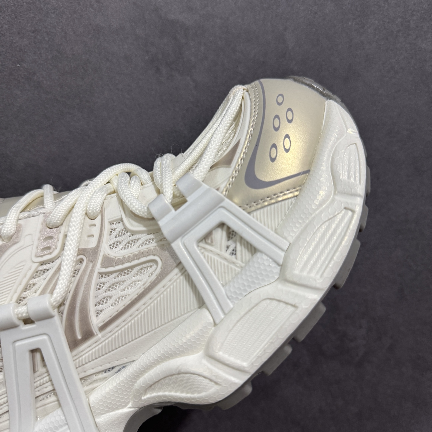 图片[5]-【公司级】GG-CC Chunky Low 休闲时尚运动老爹鞋系列 #广东大厂出品 完美细节 25ss春季新款 大长腿 时髦look轻松定格 不费力展现率性氛围 酷帅机能风不规则设计大底 GGcc灰色网布拼色造型设计 轻便舒适百搭 不管怎么搭都敲好看~ 尺码： 35 36 37 38 39 40-选品中心