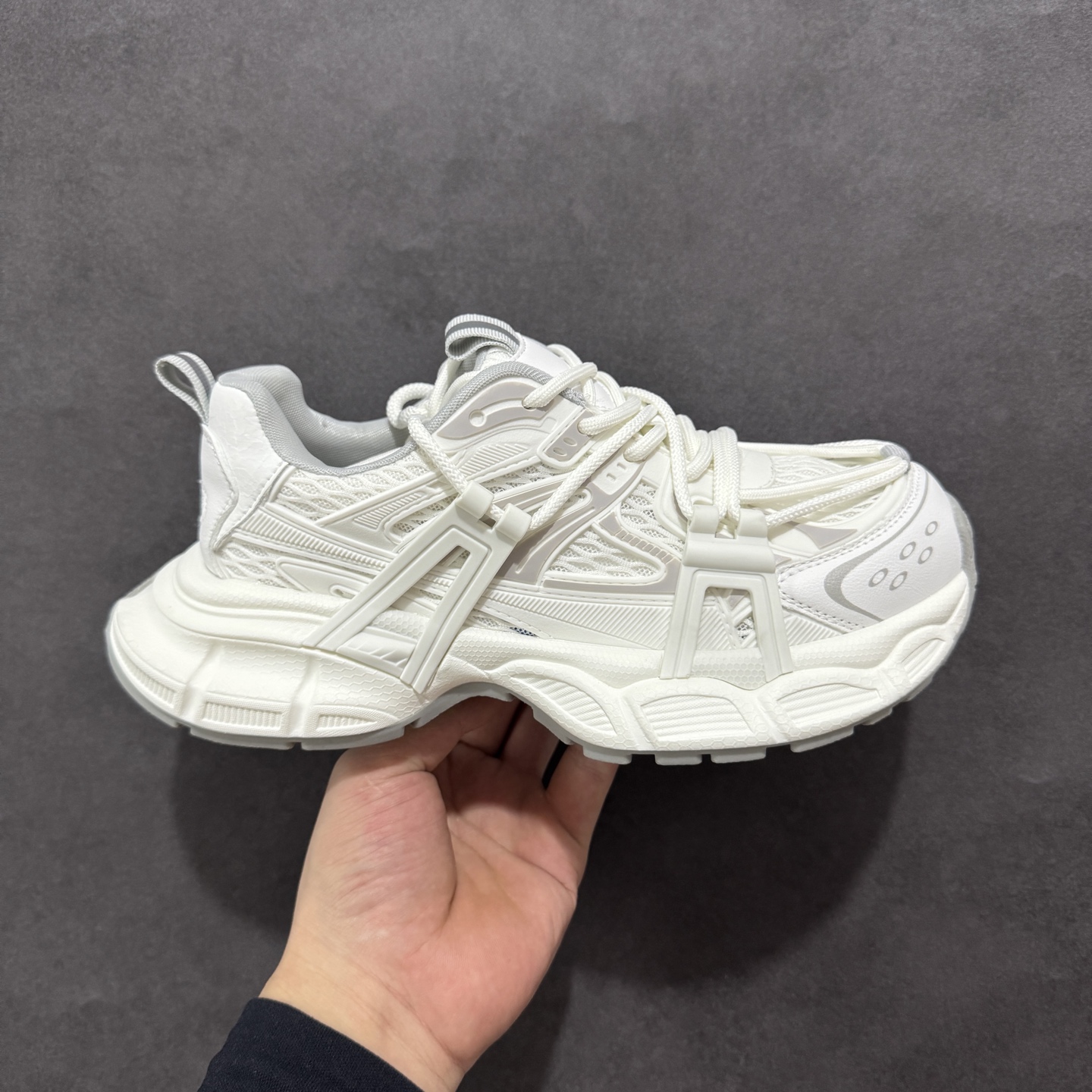 220 GG-CC Chunky Low 休闲时尚运动老爹鞋系列