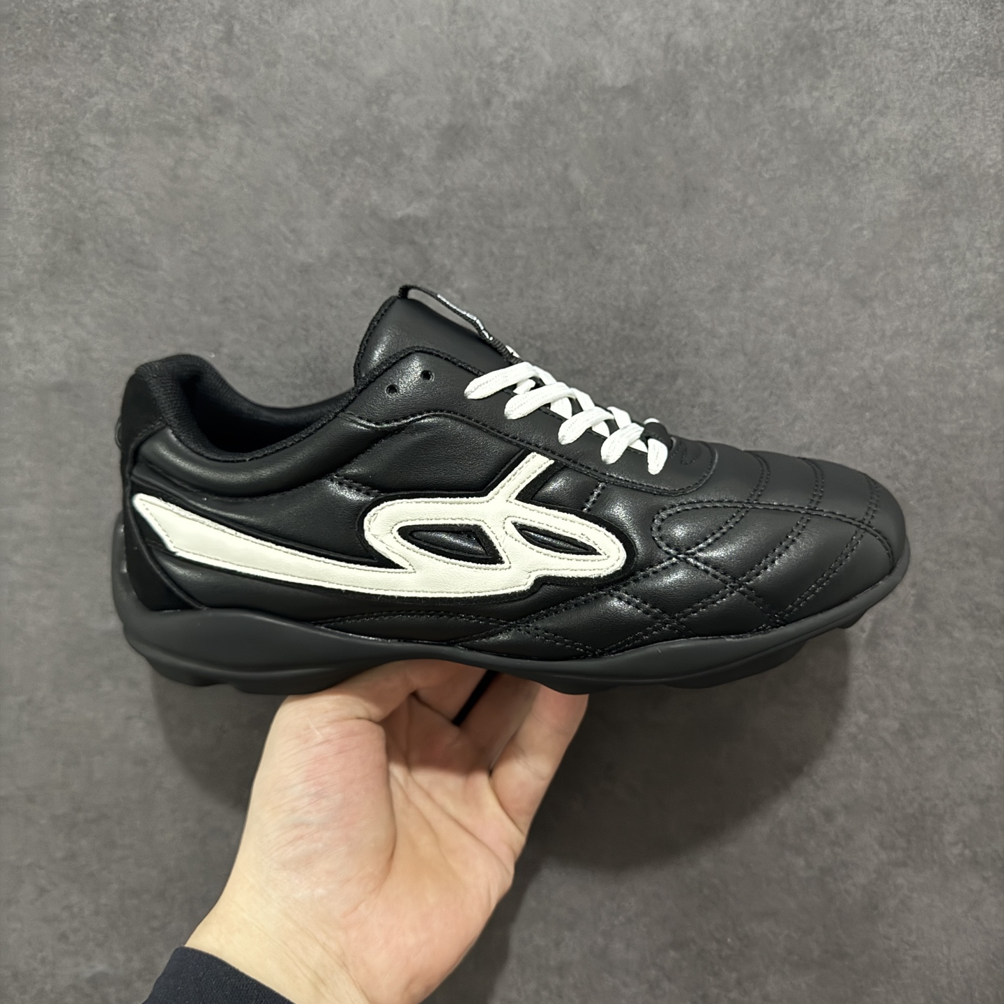 【公司级】GOOD BAI 白敬亭同款 复古时尚流浪鞋 广东大厂货 2025春夏新品 网纹格 赛车鞋设计搭配做旧效果 是又酷又浪漫 千禧复古感 脚感特别 轻盈舒适~ 内增高设计 穿着更好搭配 尺码：35 36 37 38 39 40-选品中心