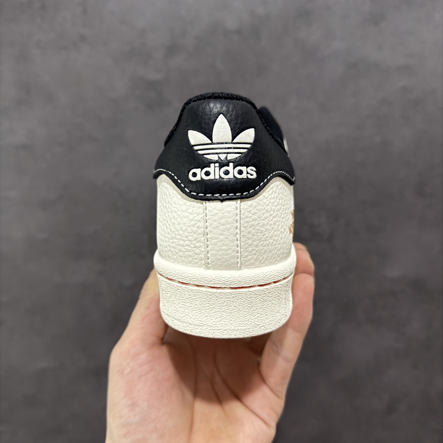  
【定制版】AD Originals Superstar x The North Face 白红黑
采