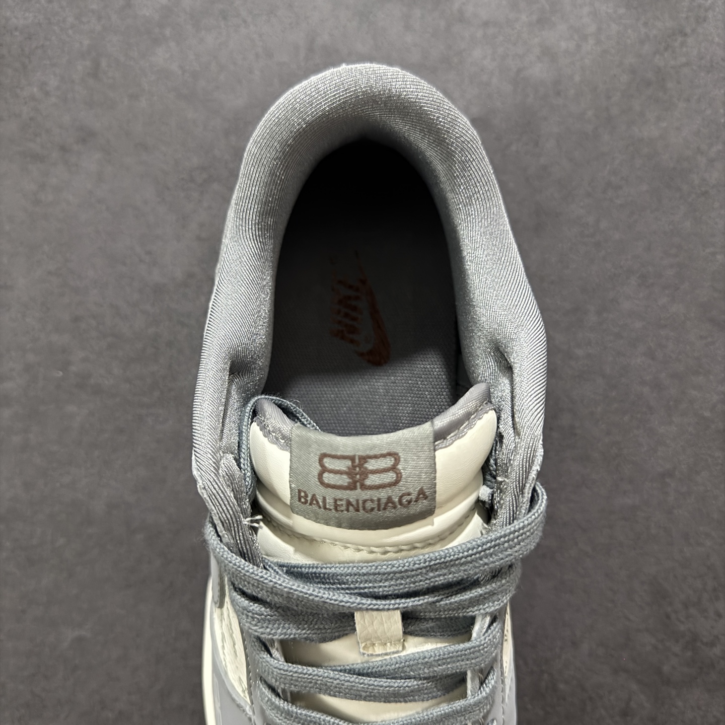 260 定制版Nk SB Dunk Low 定制配色 巴黎世家联名 Dunk系列复古低帮休闲百搭板鞋 XD1588-205