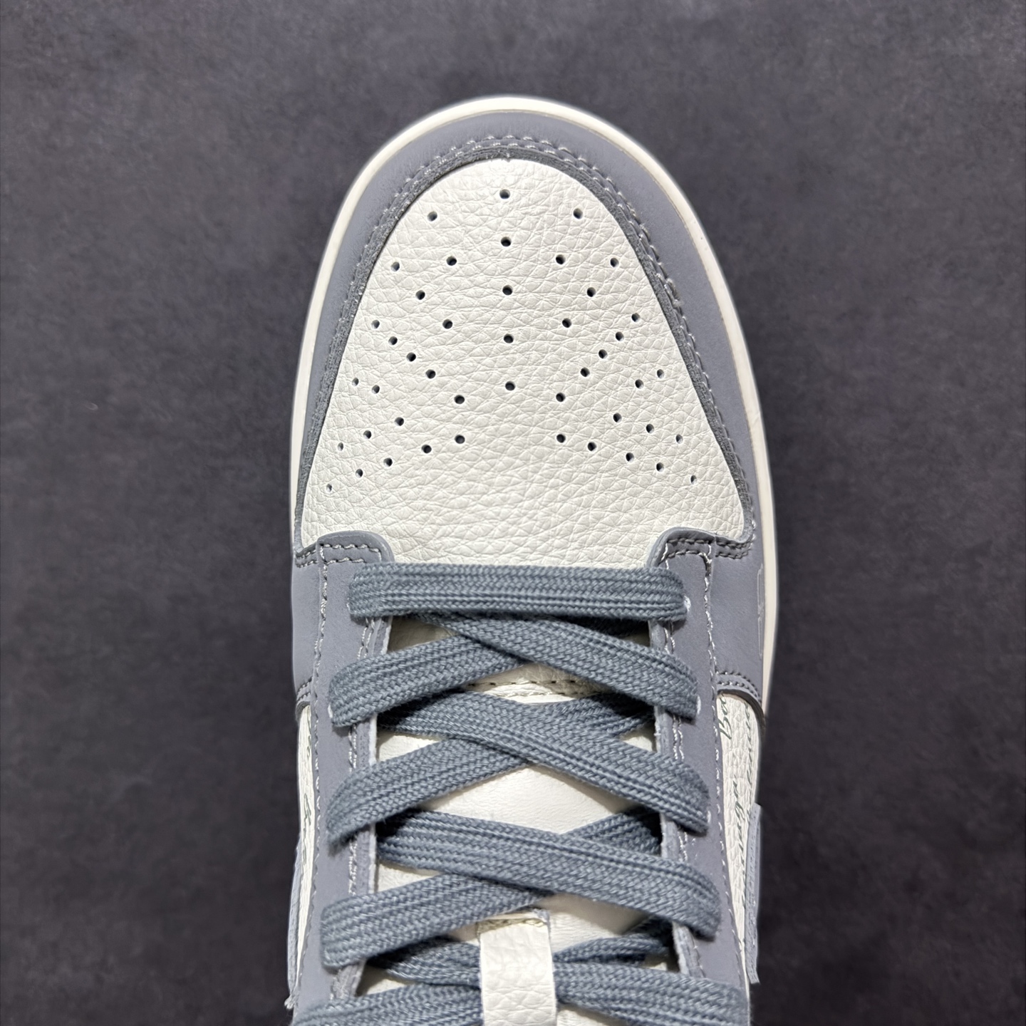 260 定制版Nk SB Dunk Low 定制配色 巴黎世家联名 Dunk系列复古低帮休闲百搭板鞋 XD1588-205