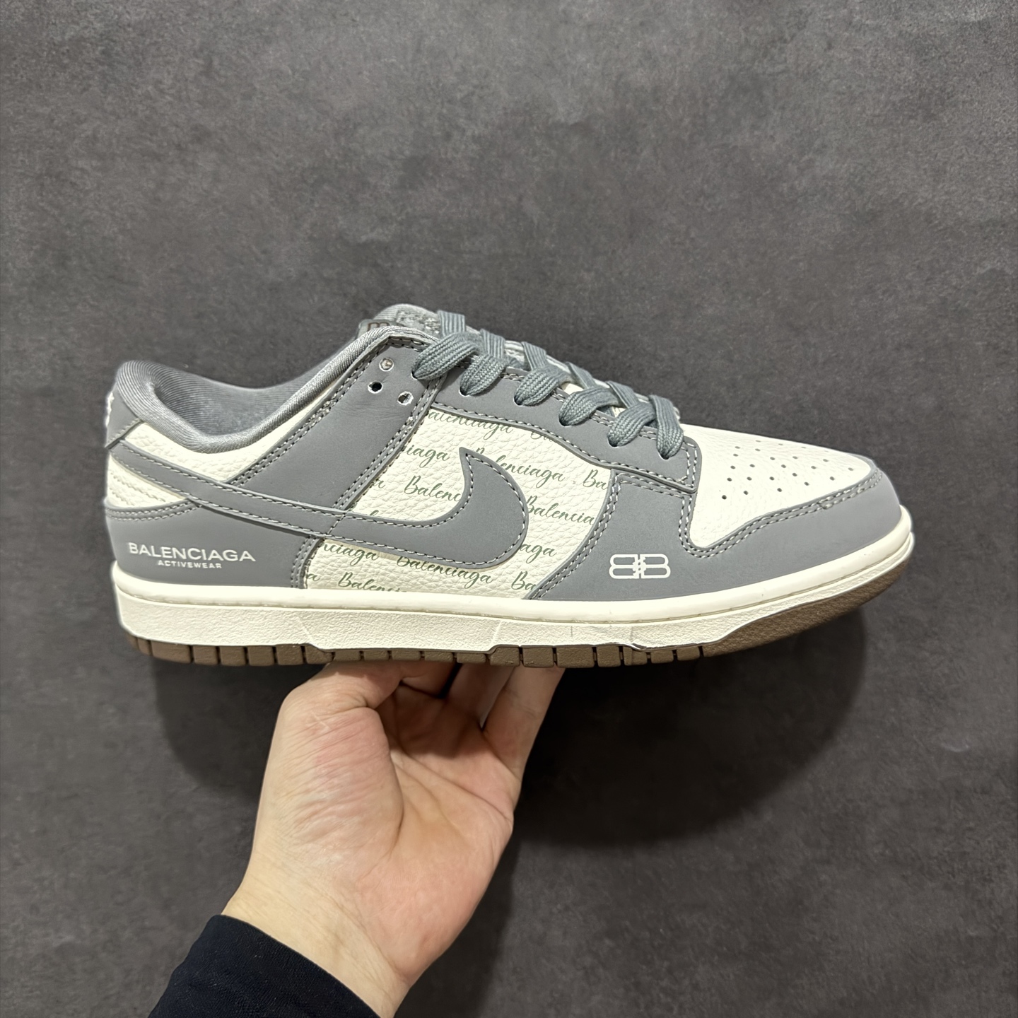 260 定制版Nk SB Dunk Low 定制配色 巴黎世家联名 Dunk系列复古低帮休闲百搭板鞋 XD1588-205