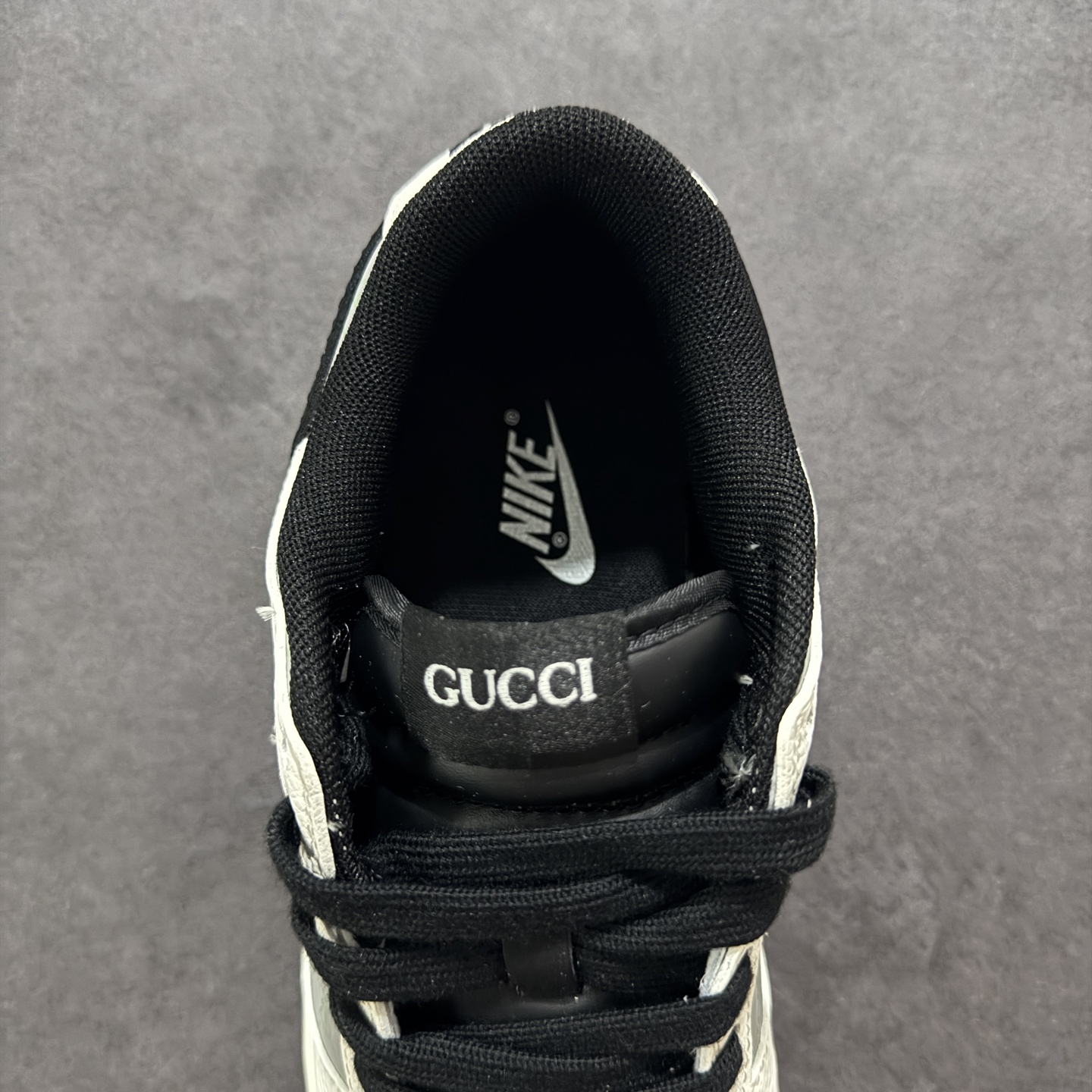 260 定制版Nike SB Dunk Low x GUCCI 白灰黑小钩 XD1588-204