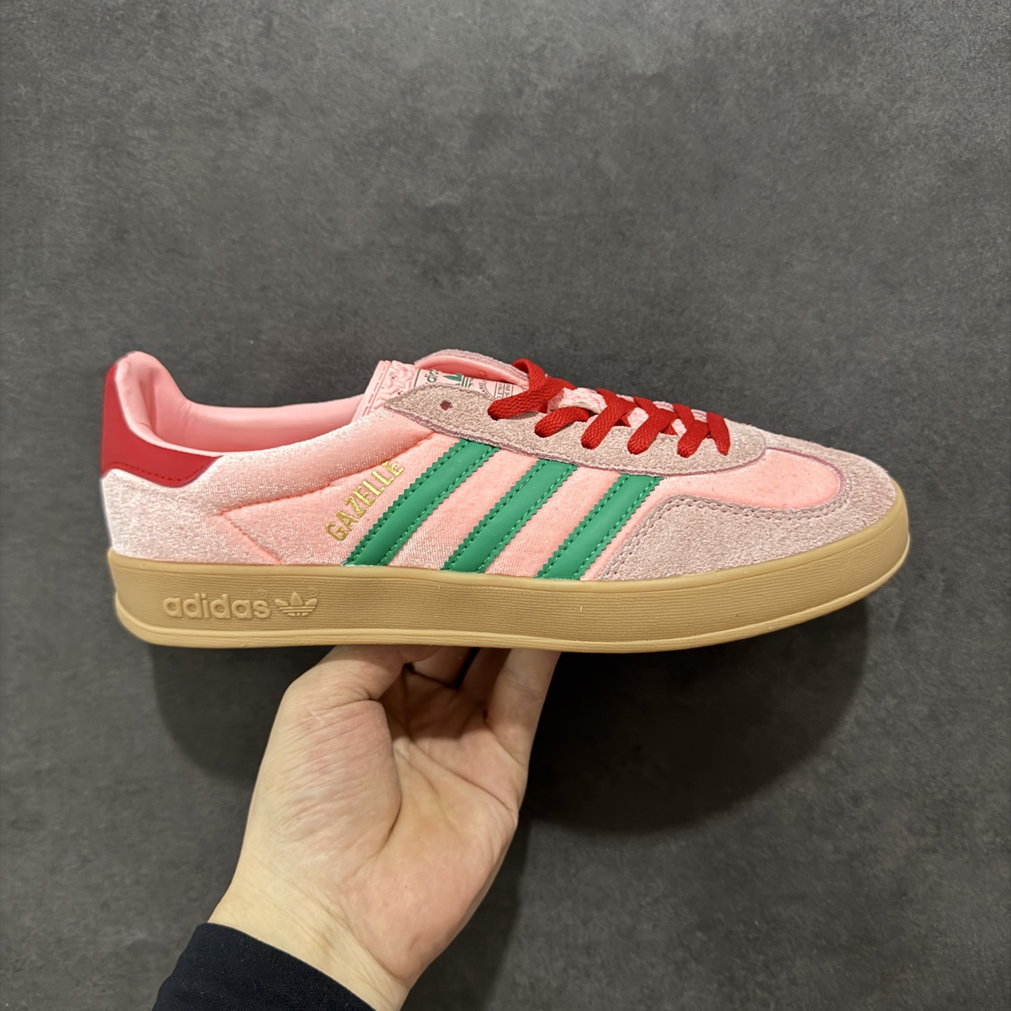 170 正确版AD Originals Gazelle INdoor END 樱花粉丝绒三叶草休闲防滑耐磨低帮板鞋 JI2713