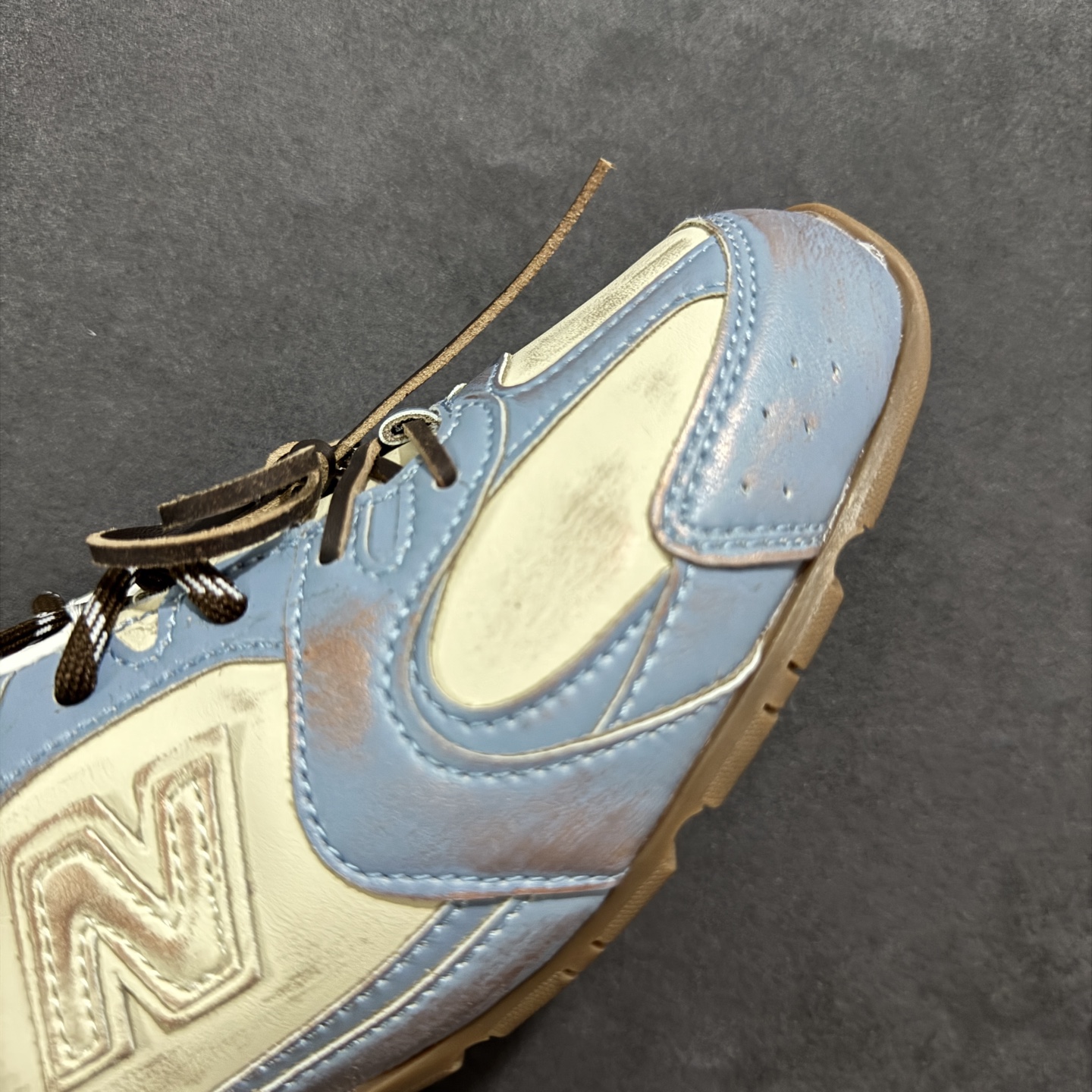240 MiuMiu x New Balance 530系列 意大利奢侈品牌/缪缪联名款