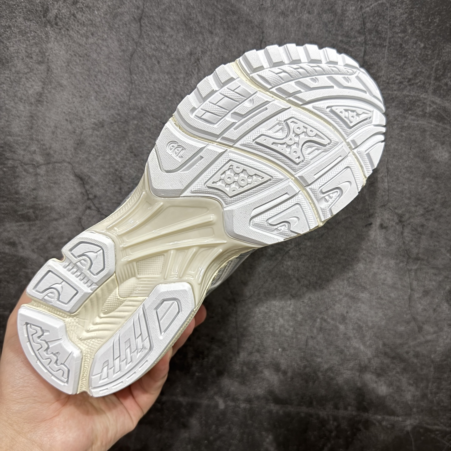 220 纯原版Asics GEL-Kahana NIMBUS 10.1 耐磨透气低帮休闲鞋