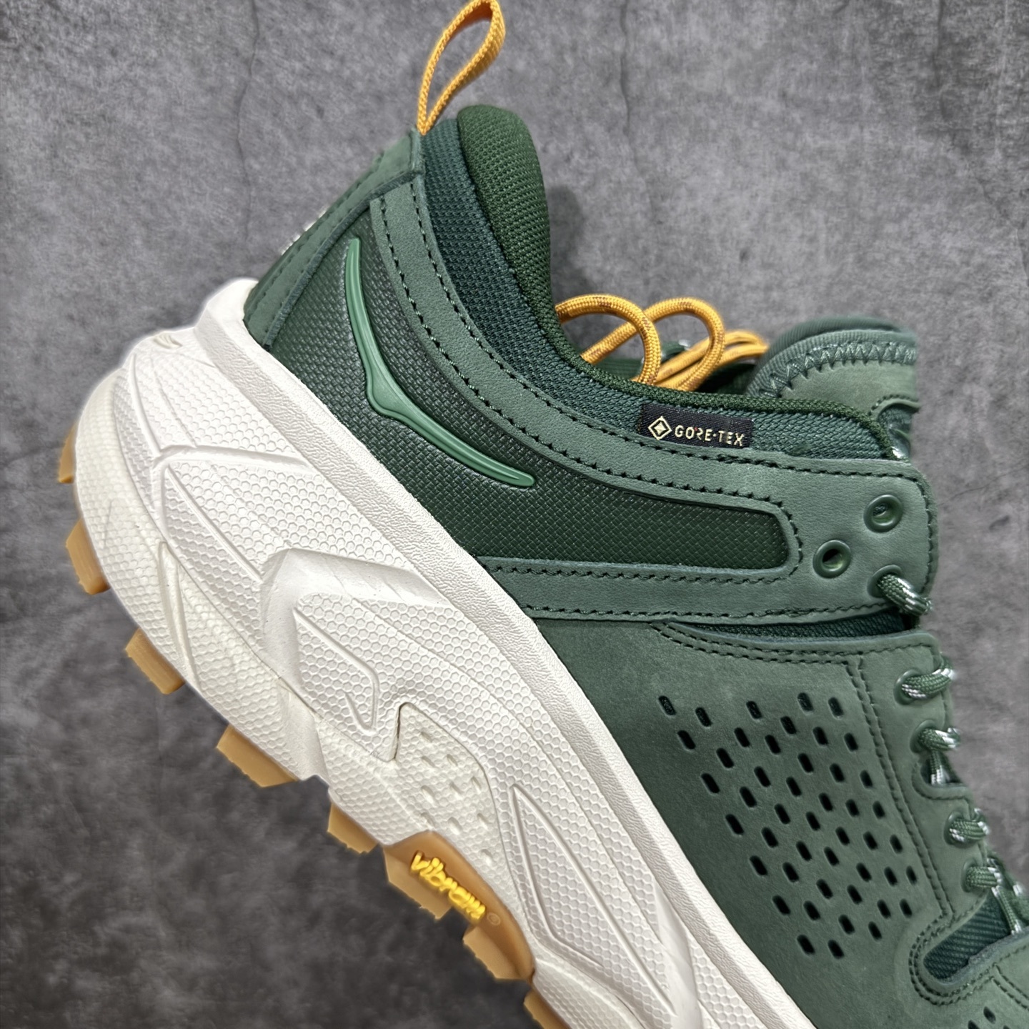 【纯原版】联名款HOKA ONE ONE Tor Uitra Low
托亚潮流户外越野登山功能鞋