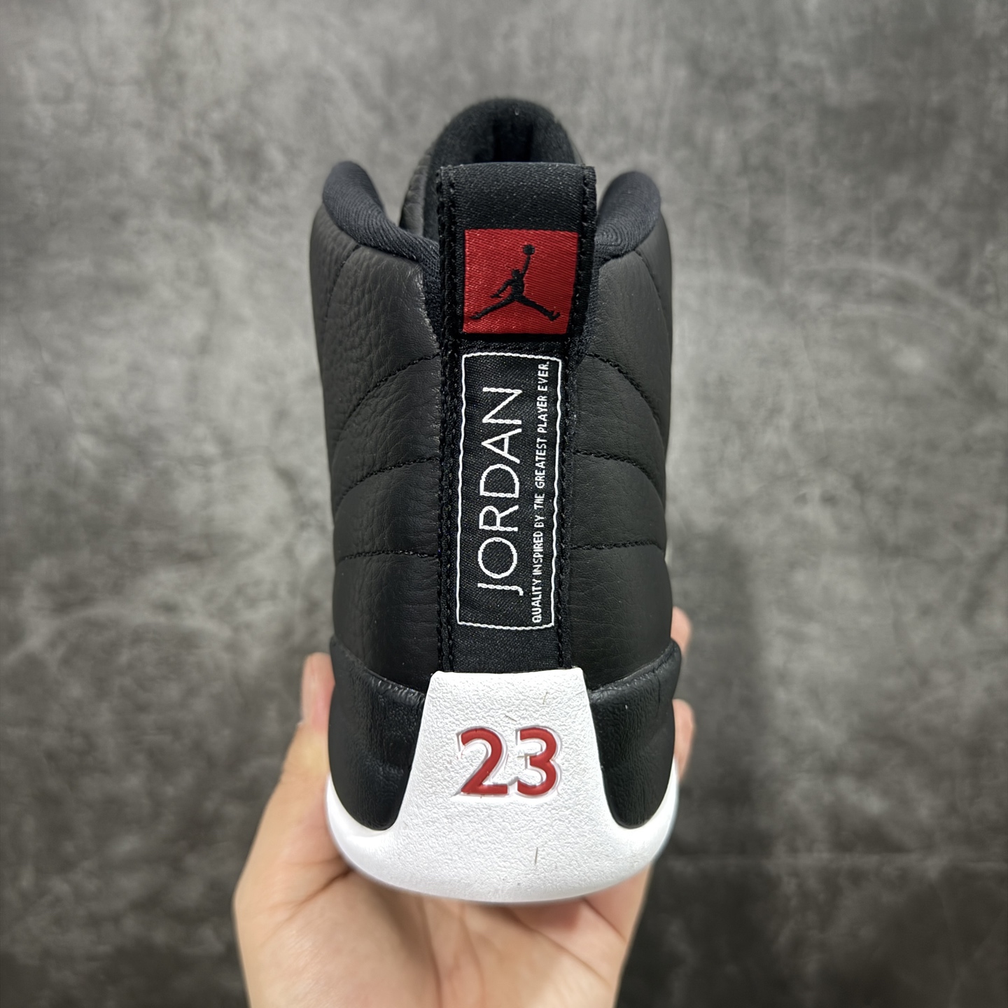 
Air Jordan AJ12 Retro 潮流 中帮 复古篮球鞋 黑白季后赛CT8013-006

