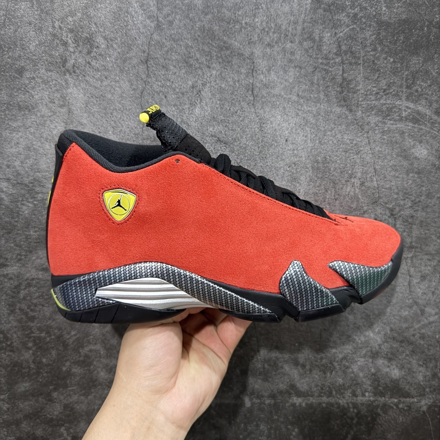【纯原版4】Air Jordan AJ14 新版法拉利 IF5015-600
外贸特供批次
原楦原