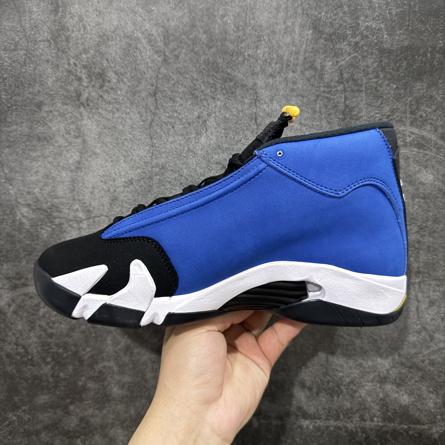 
【纯原版4】Air Jordan AJ14 新版兰尼 -407

外贸特供批次 
原楦原档案数据开模打