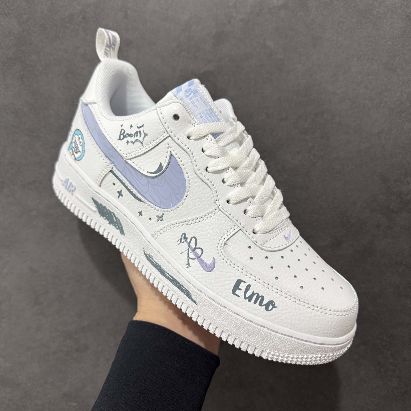 260 定制版520系列限定 “芝麻街”Nike Air Force 1 “SESAME STREET”空军一号定制低帮板鞋 FB8971-080